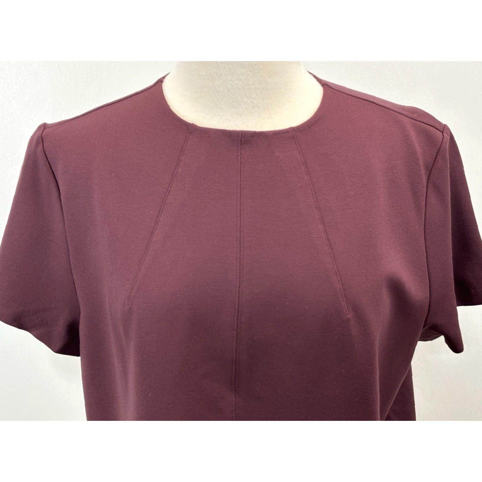 Spanx Spanx Women's Blouse Shirt Short Sleeve The Perfect Funnel Top Regular Size XL Maroon Red Stretch Vintage No 90s? Size XL / US 12-14 / IT 48-50 - 5 Thumbnail