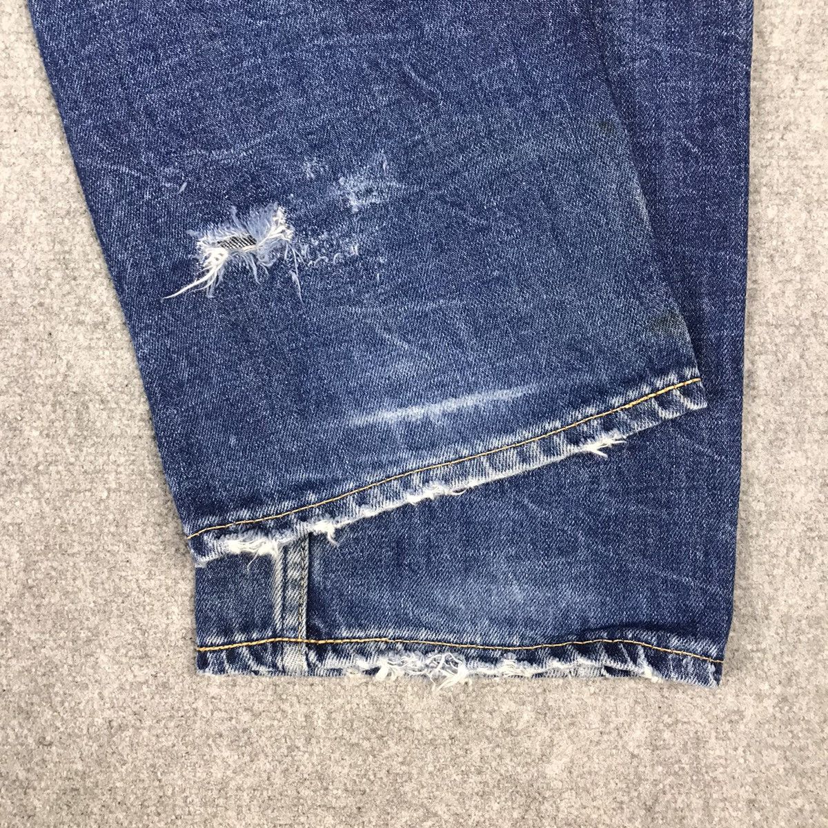 Japanese Brand DISTRESSED DENIM BACK NUMBER JAPAN JEANS PANTS Size US 31 - 11 Thumbnail