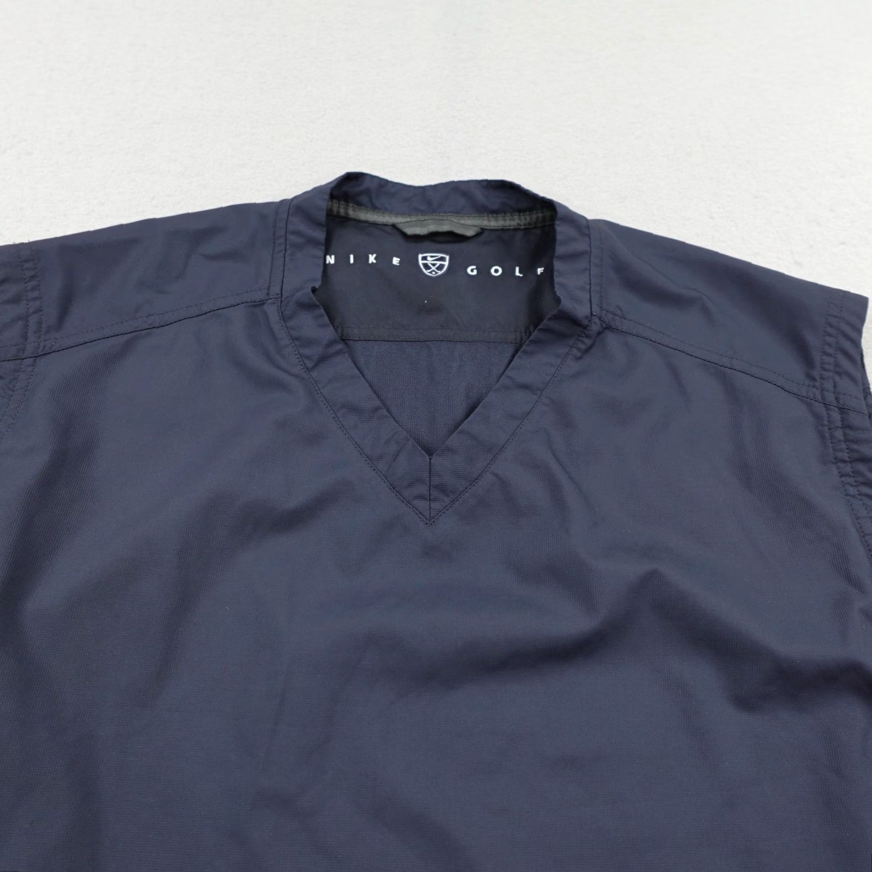 Nike Nike Vest Mens 2XL Dark Blue Windbreaker Pullover Golf Lightweight Swoosh V Neck Size US M / EU 48-50 / 2 - 2 Thumbnail