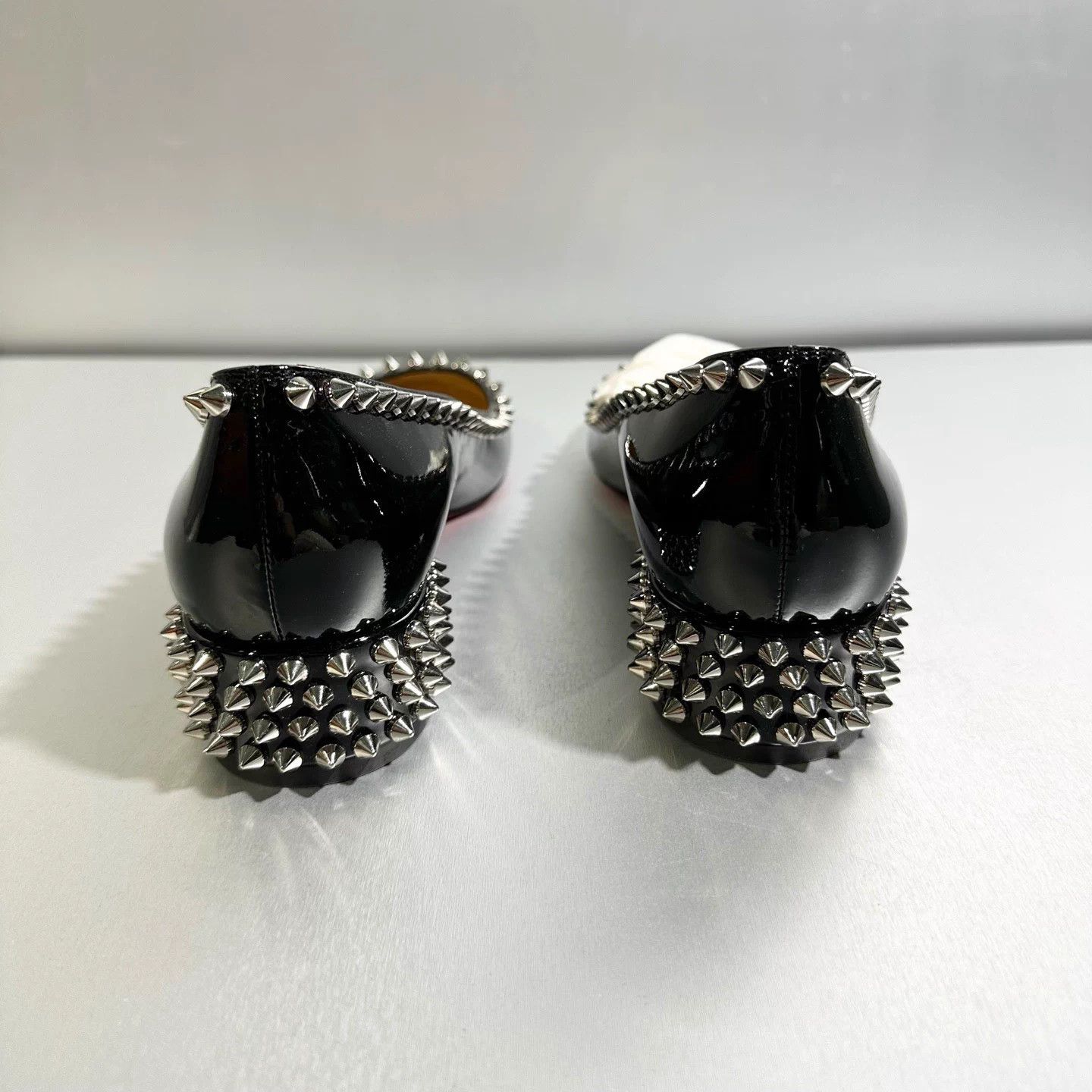 Christian Louboutin CL Black Patent Leather Riveted Flats Size 38 Size US 7 / IT 37 - 5 Thumbnail