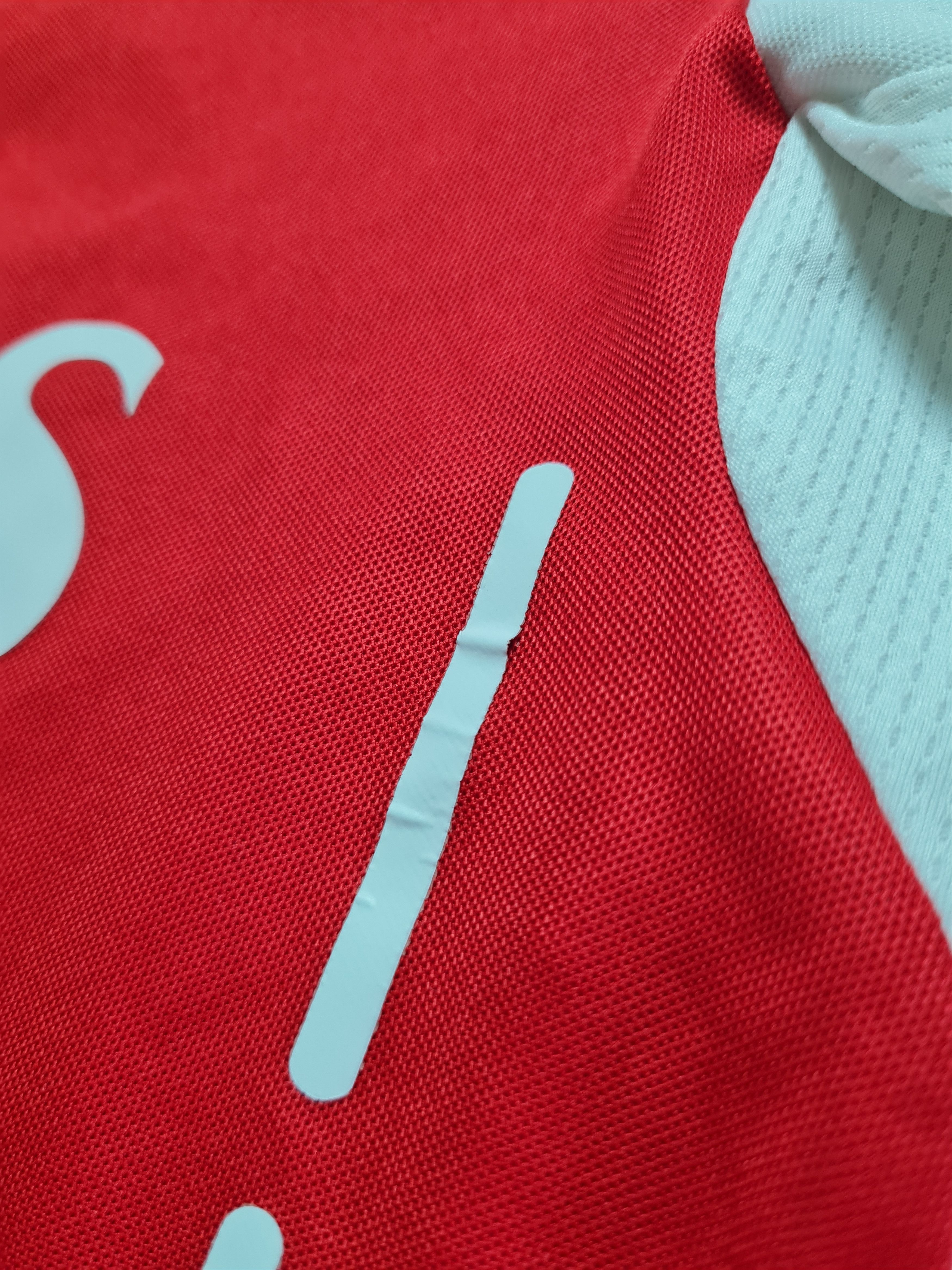Puma Jersey Alexis Sanchez Arsenal London 2015 Puma Soccer Shirt Size US M / EU 48-50 / 2 - 8 Thumbnail