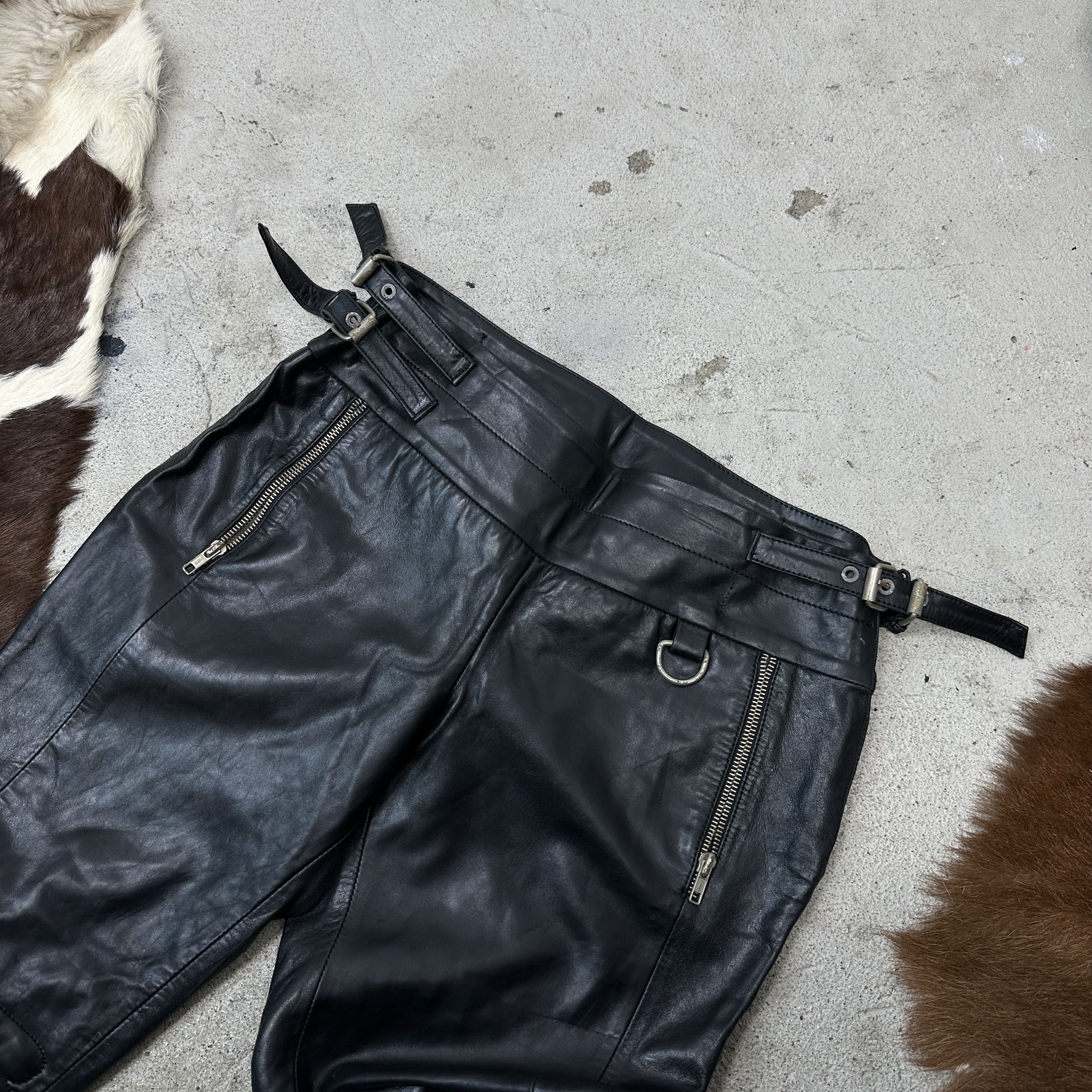 Vintage Vintage Leather Buckled Grunge Trousers Y2K Size 26" / US 2 / IT 38 - 3 Thumbnail