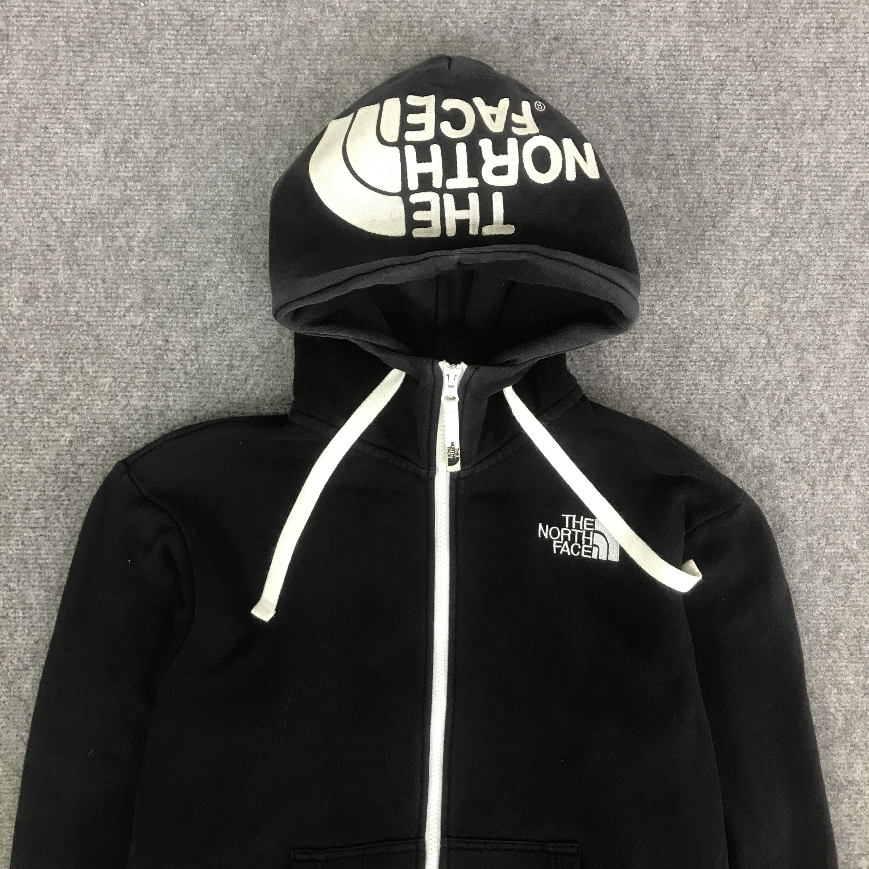 The North Face THE NORTH FACE NAVY FADED HOODIE SWEATER K128B2 Size US S / EU 44-46 / 1 - 2 Thumbnail
