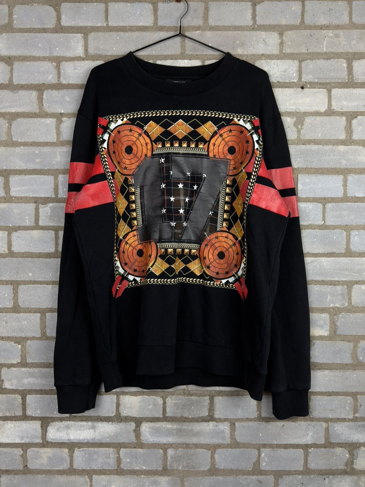 Givenchy Givenchy 2010 era limited edition sweater Size US L / EU 52-54 / 3 - 1 Thumbnail