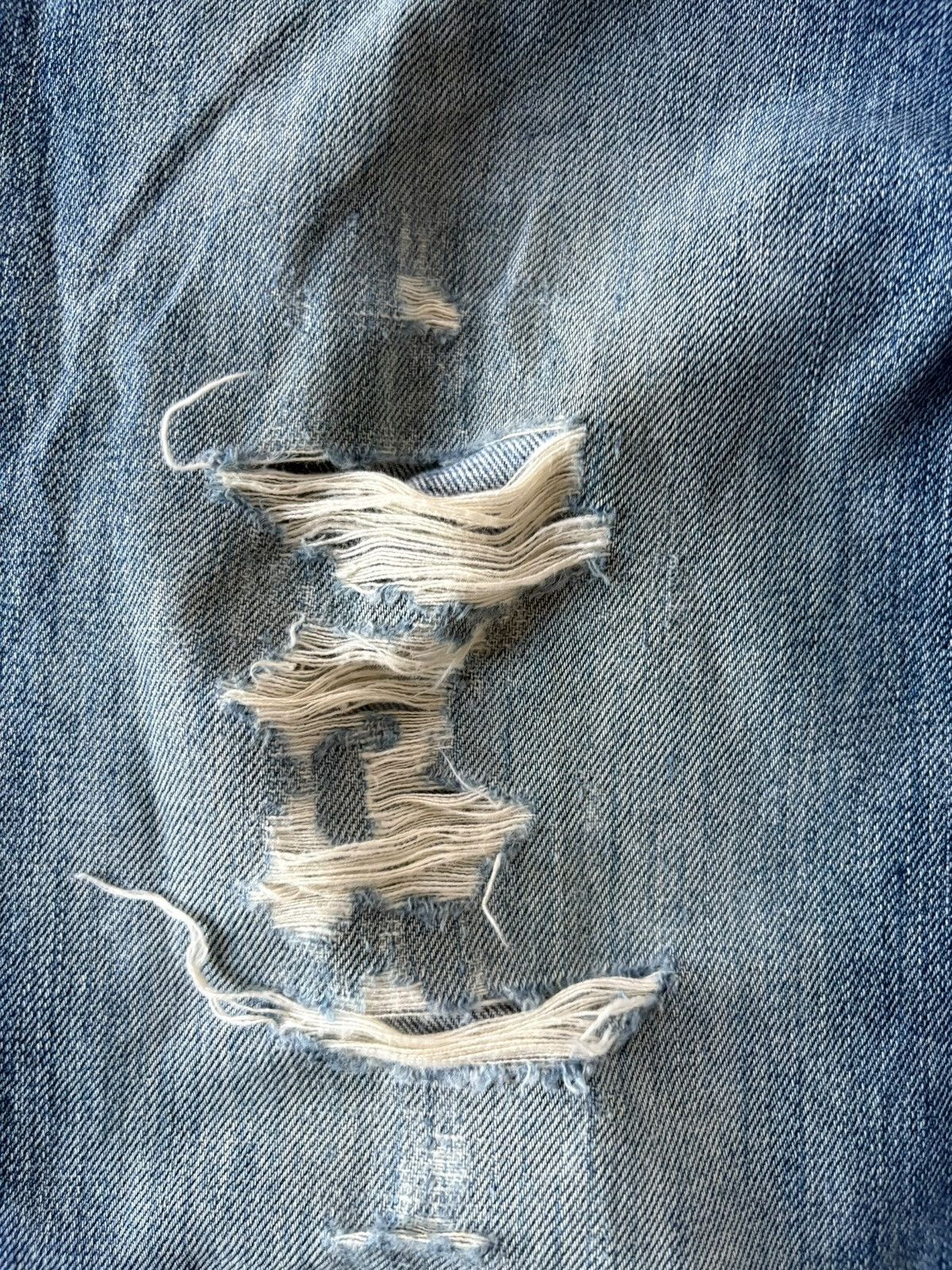 Japanese Brand Vintage Japanese Brand Faded Distress Loose Jeans Size US 32 / EU 48 - 3 Thumbnail