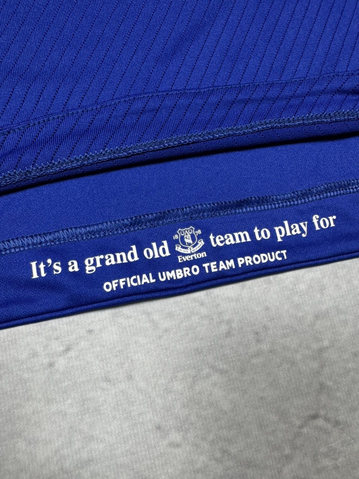 Umbro Everton 2008-2009 Umbro Football Jersey Size US M / EU 48-50 / 2 - 4 Thumbnail