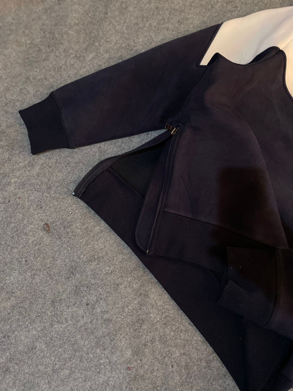 Neil Barrett NEIL BARRETT COLOUR BLOCK CREWNECK THICK MATERIAL Size US M / EU 48-50 / 2 - 3 Thumbnail