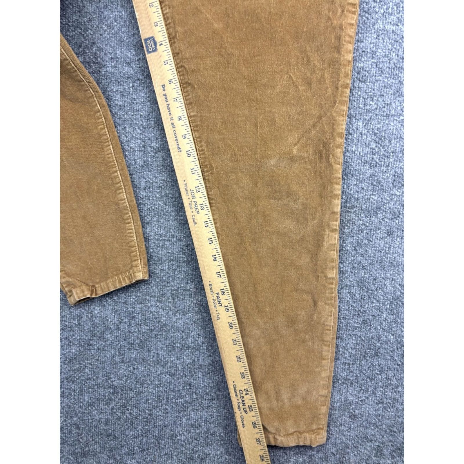 Patagonia VINTAGE Patagonia Pants Mens 33x29 Brown Organic Cotton Corduroy 5 Pocket Tapered Size US 33 - 5 Thumbnail