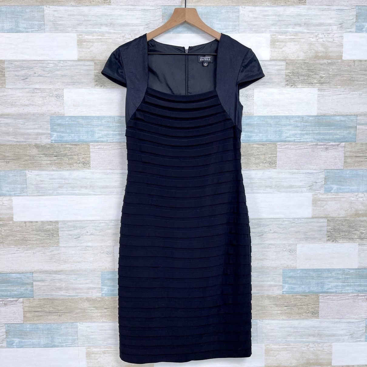 Adrianna Papell Adrianna Papell Shutter Sheath Dress Black Evening Womens 8 Size M / US 6-8 / IT 42-44 - 1 Thumbnail