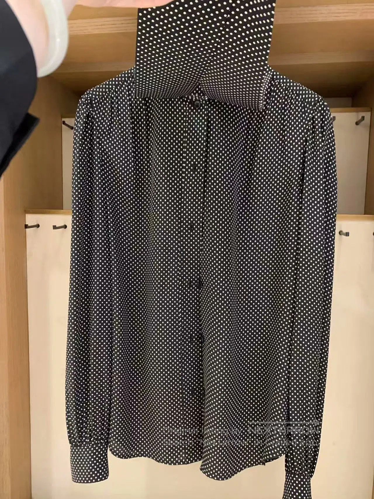 Saint Laurent Paris Saint Laurent Women's Polka Dot Silk Shirt. Size S / US 4 / IT 40 - 2 Thumbnail