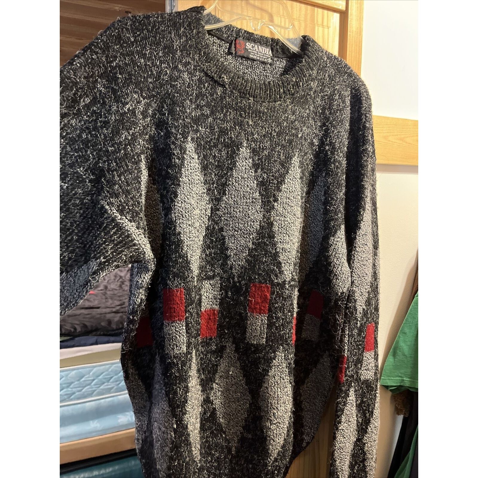 Other Scandia Vintage Small Gray Red Argyle LS Acrylic Sweater Size S / US 4 / IT 40 - 3 Thumbnail