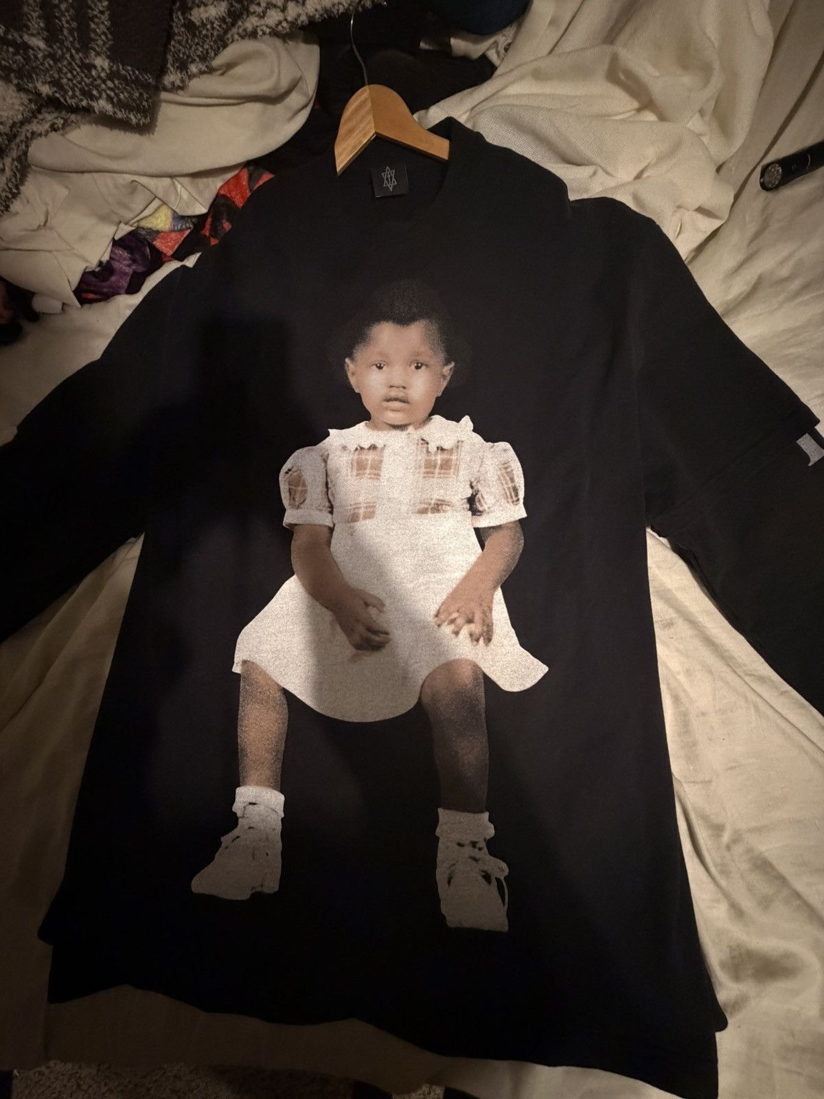 Yeezy Baby Donda T shirt Size US XL / EU 56 / 4 - 1 Thumbnail