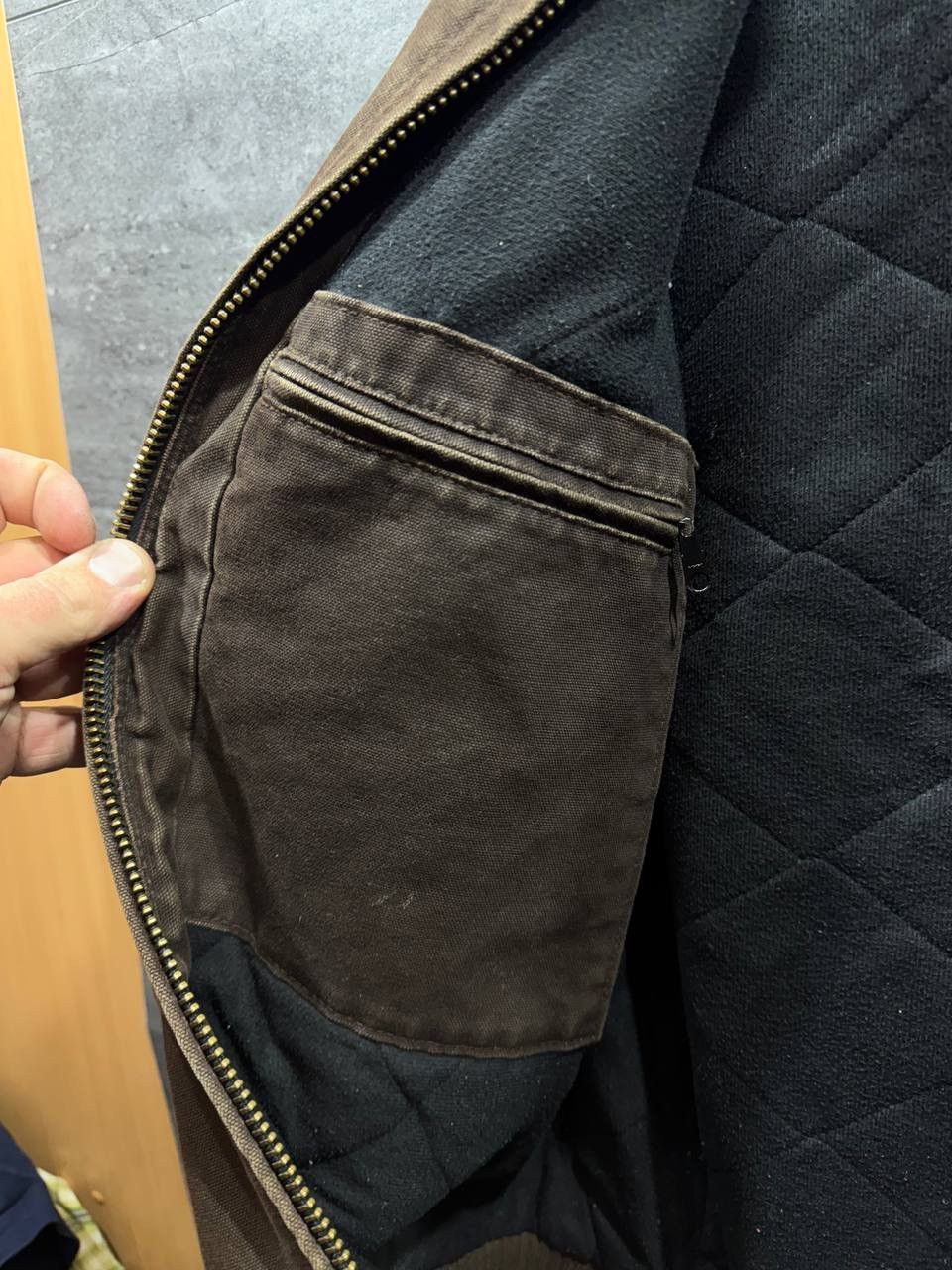 Carhartt Vintage 90s Carhartt J130 DKB Hooded Brown Jacket Size US XXL / EU 58 / 5 - 15 Thumbnail
