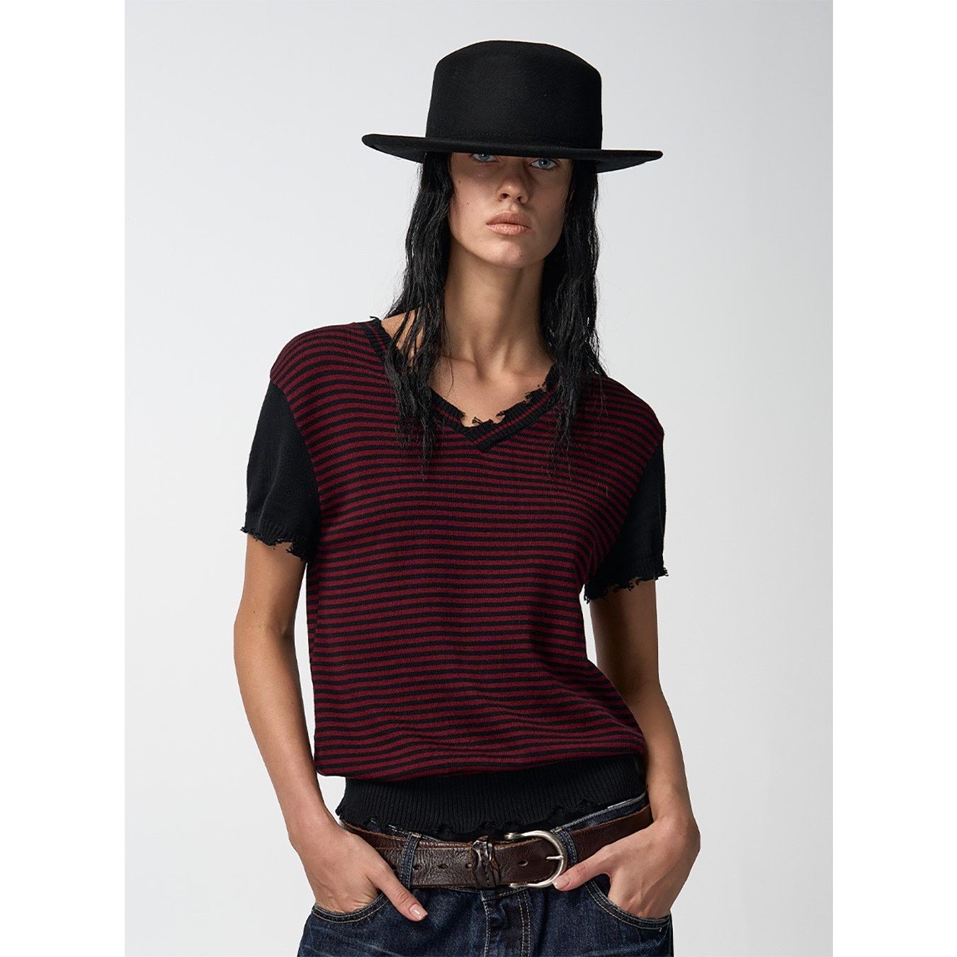 Enfants Riches Deprimes × Japanese Brand Enfants Riches Deprimes Style Here Comes Alice VNeck Sweater Size US S / EU 44-46 / 1 - 2 Thumbnail