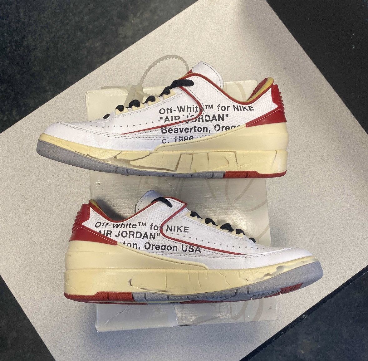 Nike Jordan 2 Low Off-White Varsity Red Size US 8 / EU 41 - 2 Thumbnail