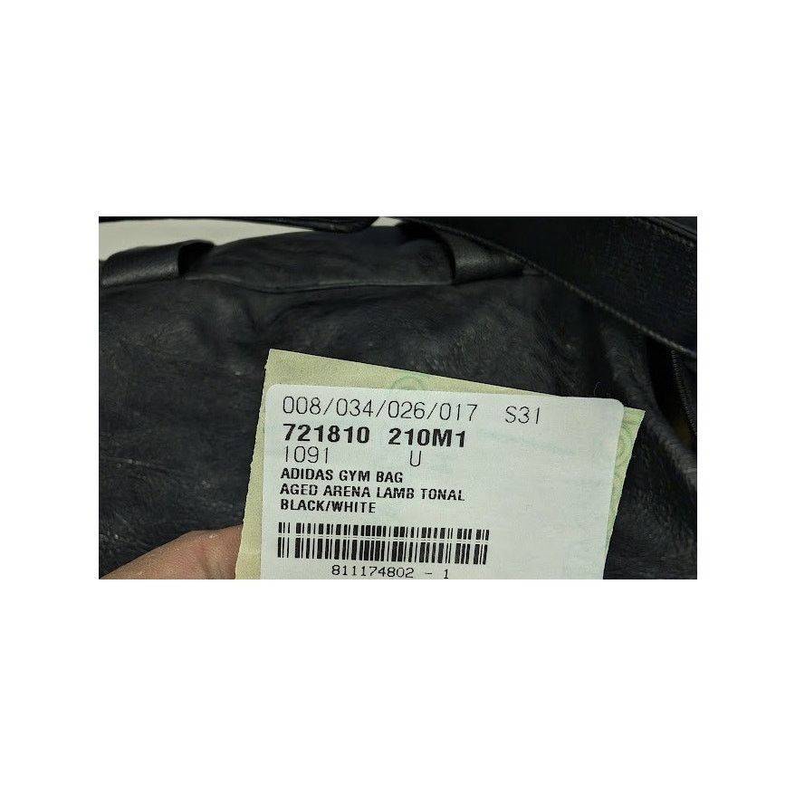 Adidas × Balenciaga o1rshd1 Aged Arena Lamb Gym Bag in Black/White Size ONE SIZE - 21 Thumbnail