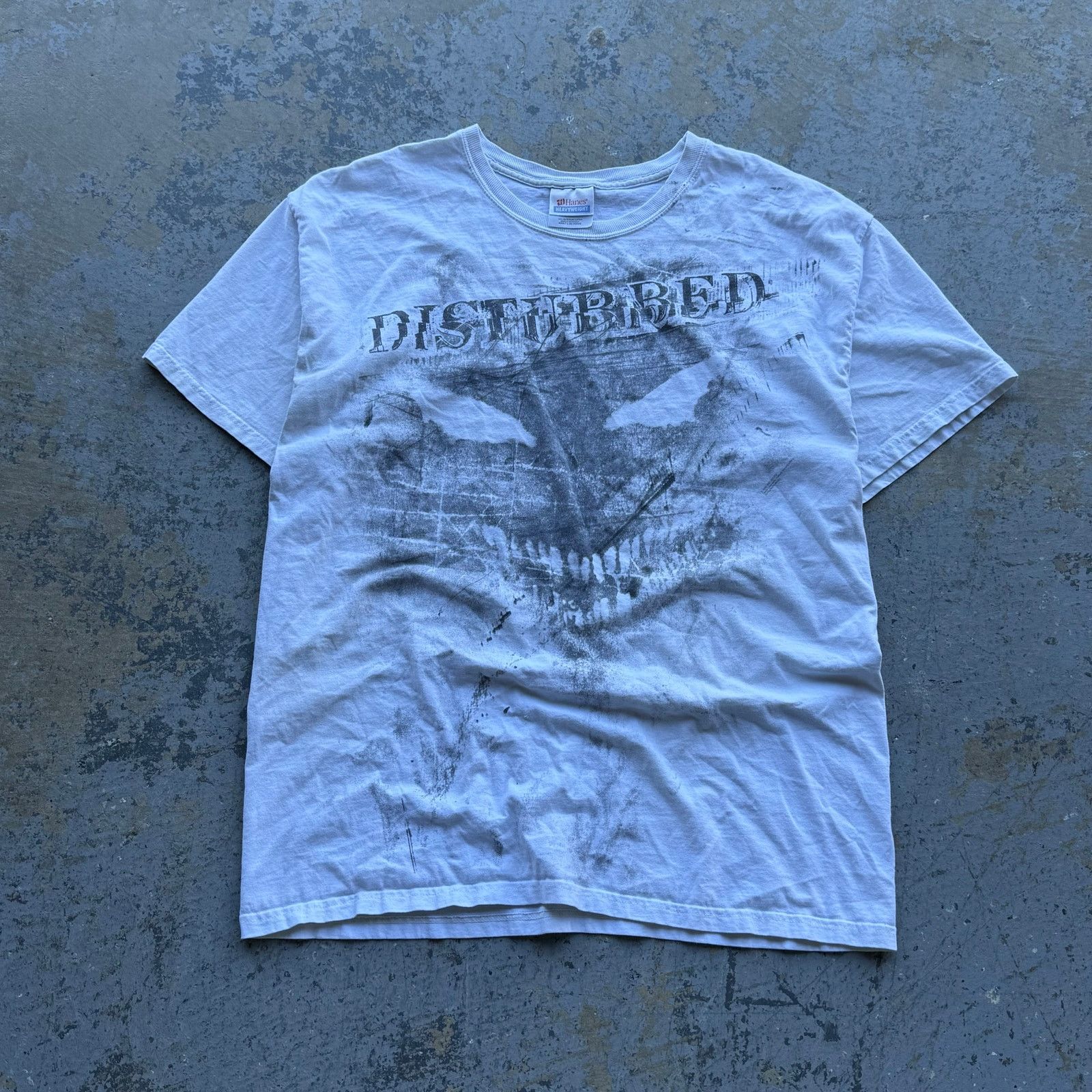Vintage Vintage Y2K Disturbed Band Tee Sz L Size US L / EU 52-54 / 3 - 1 Thumbnail