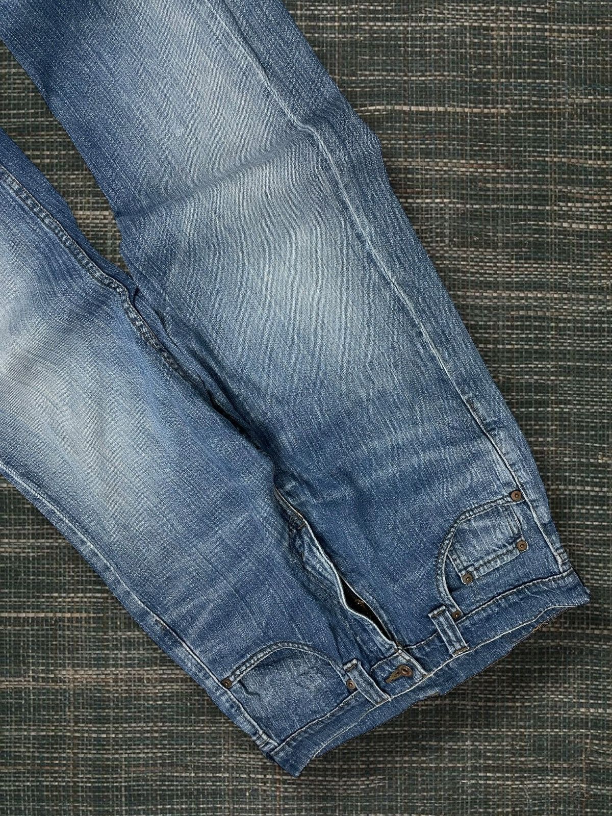 Levi's Vintage Clothing Vintage Original 90s Designer Levis 867 Straight Blue Denim Size US 28 / EU 44 - 7 Thumbnail
