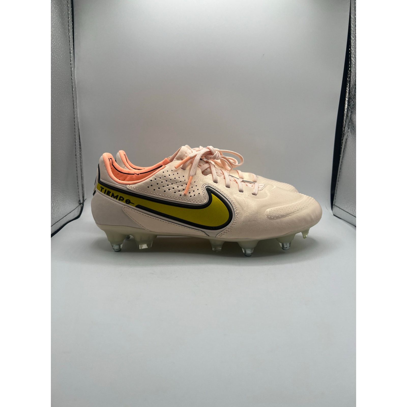 Nike Nike Tiempo Legend 9 Elite SG Pro AC “Lucent Pack” size 6 Size US 6 / EU 39 - 3 Thumbnail