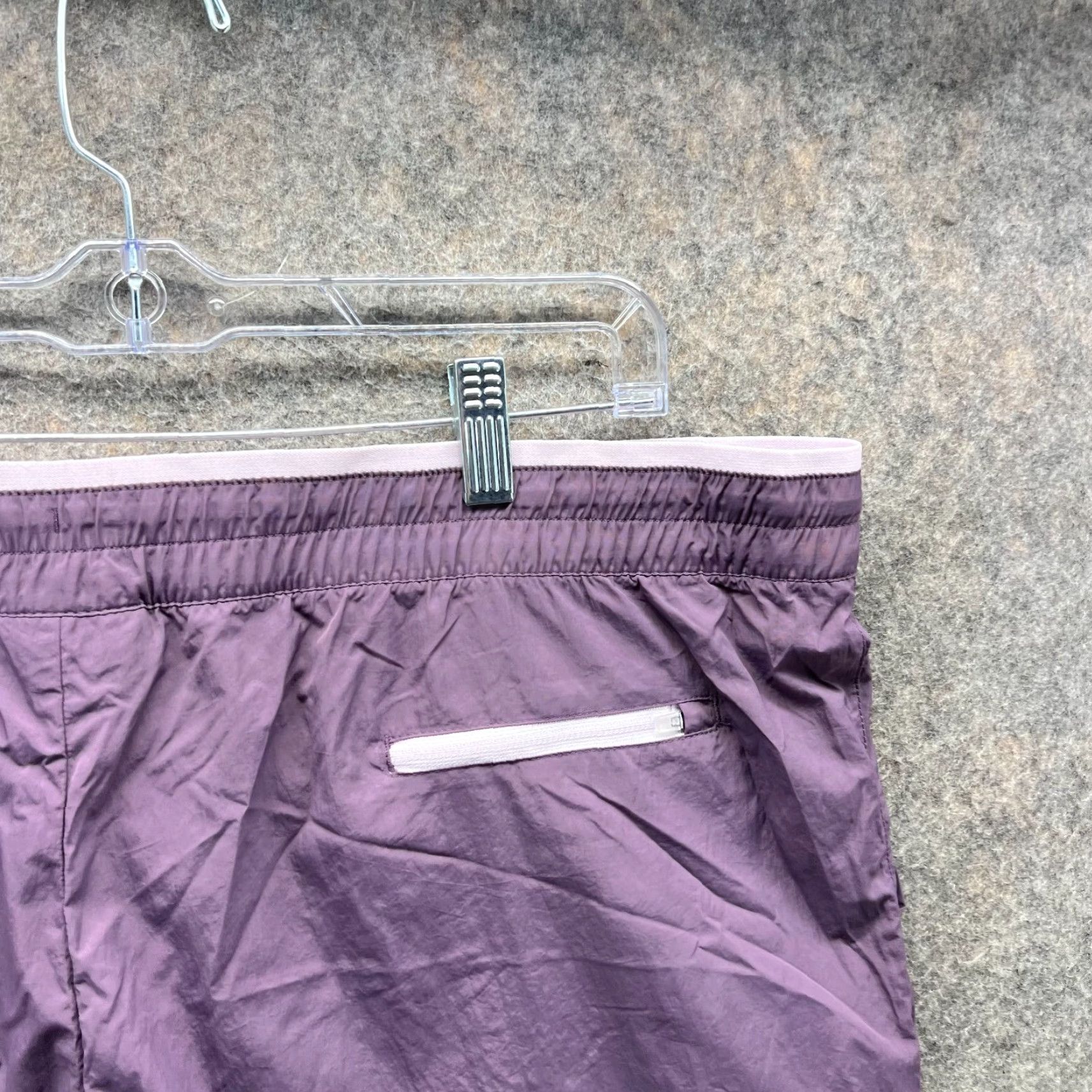 Reebok VINTAGE Reebok Pants Men 2XL Purple Focus Track Nylon Sweat Cuffed New Size US 39 - 4 Thumbnail