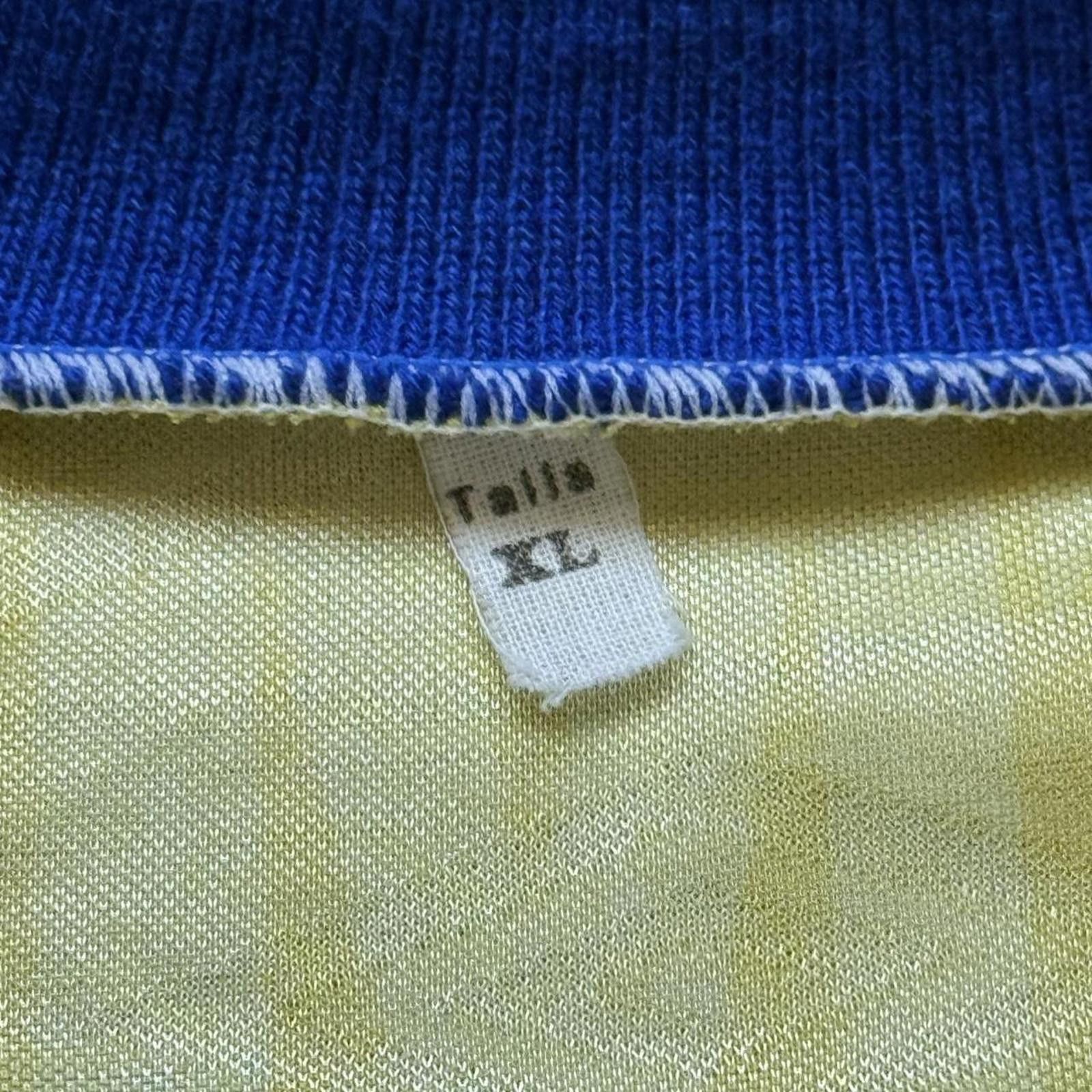 Umbro 90s Umbro Colombia National Home #19 Soccer Futbol Jersey Size US XL / EU 56 / 4 - 5 Thumbnail