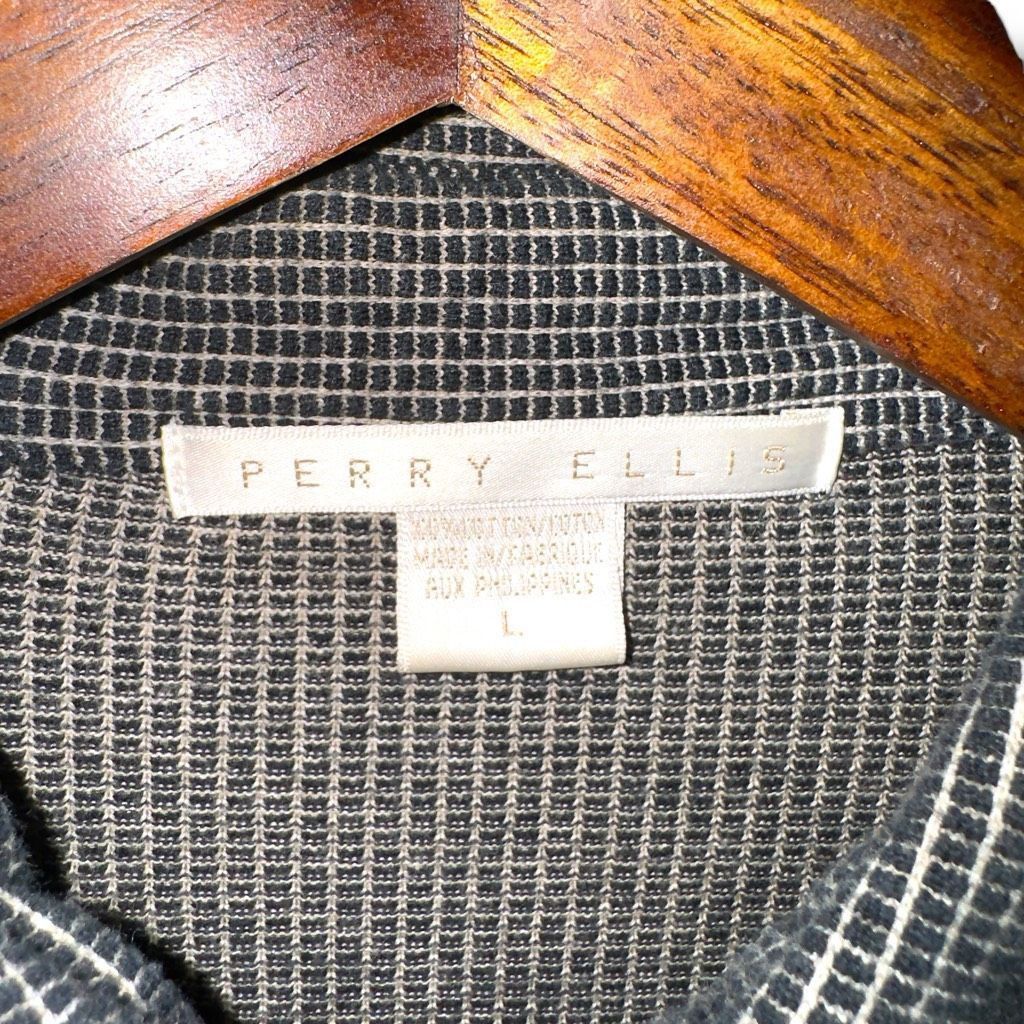 Perry Ellis Perry Ellis Tom Ford Era Black Knit Button Up Shirt L Size US L / EU 52-54 / 3 - 2 Thumbnail