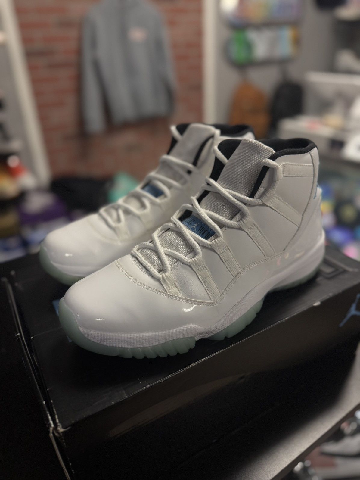 Jordan Brand × Nike Jordan 11 Legand Blue Size 11.5 2014 OG Clean 🧼 Size US 11.5 / EU 44-45 - 10 Thumbnail