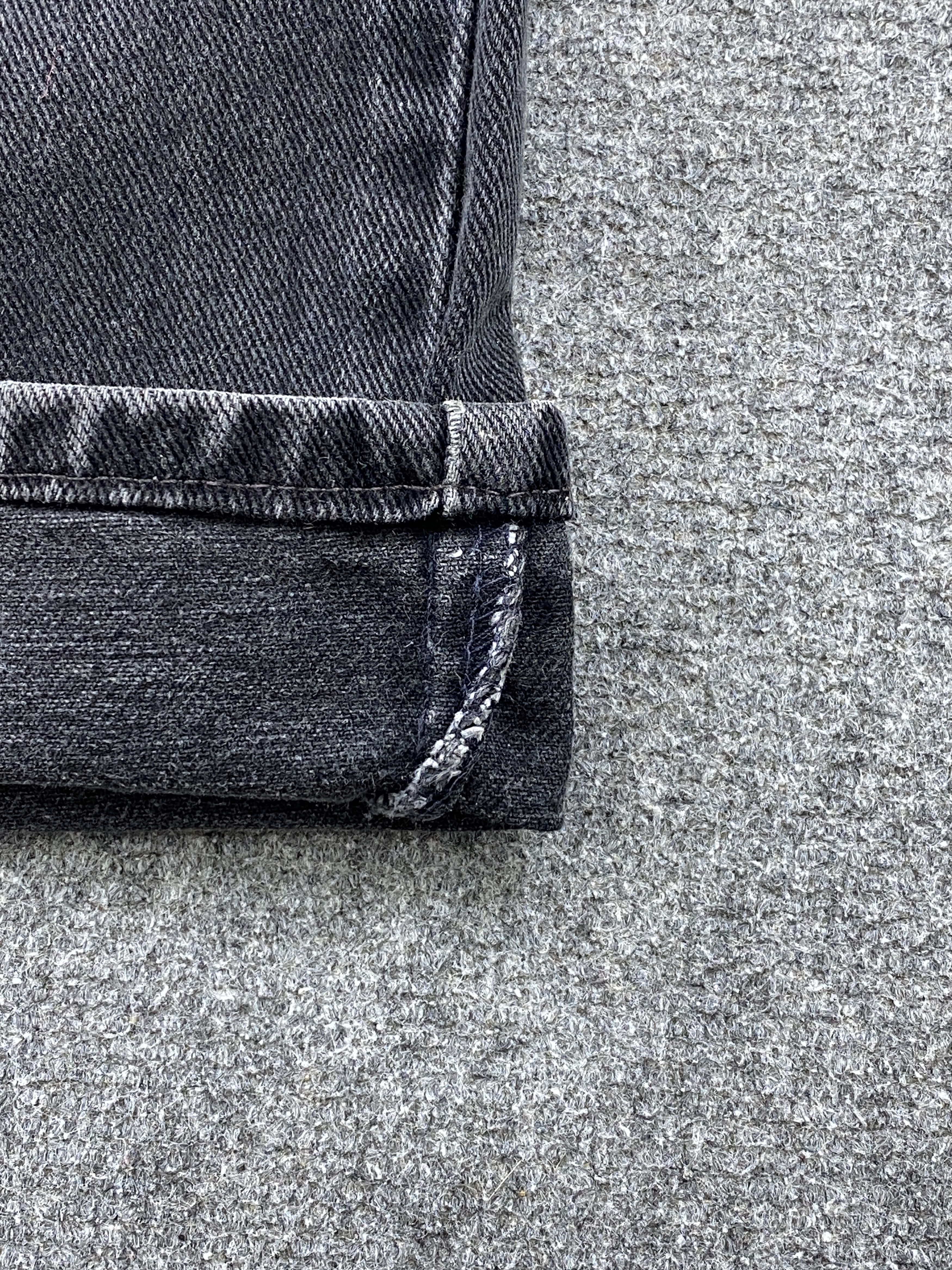 Levi's × Vintage Vintage 90s Levis 505 Faded Black Jeans DP2315 Size US 31 - 12 Thumbnail
