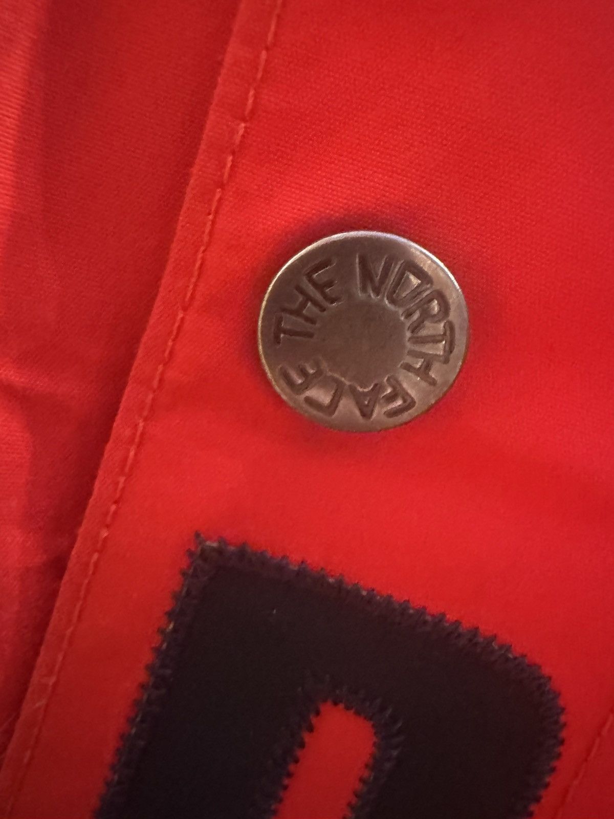 Supreme × The North Face Supreme TNF Arc Logo Mountain Parka Red Medium Size US M / EU 48-50 / 2 - 7 Thumbnail