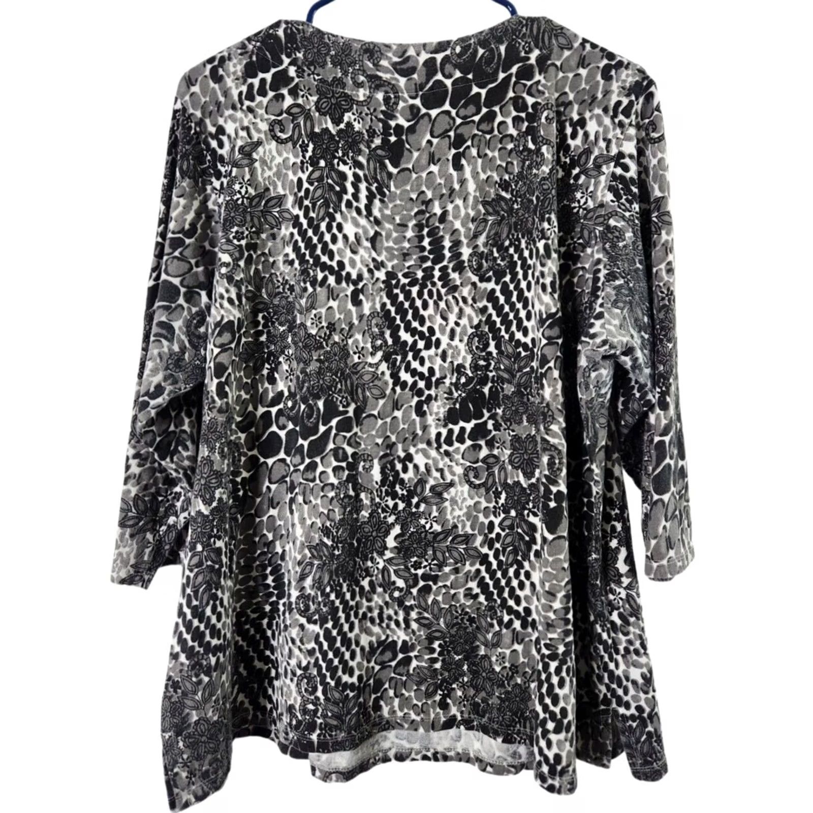 Quacker Factory Quacker Factory Womens XL Top Blouse 3/4 Sleeve Beaded Floral Cotton Gray Size XL / US 12-14 / IT 48-50 - 2 Thumbnail