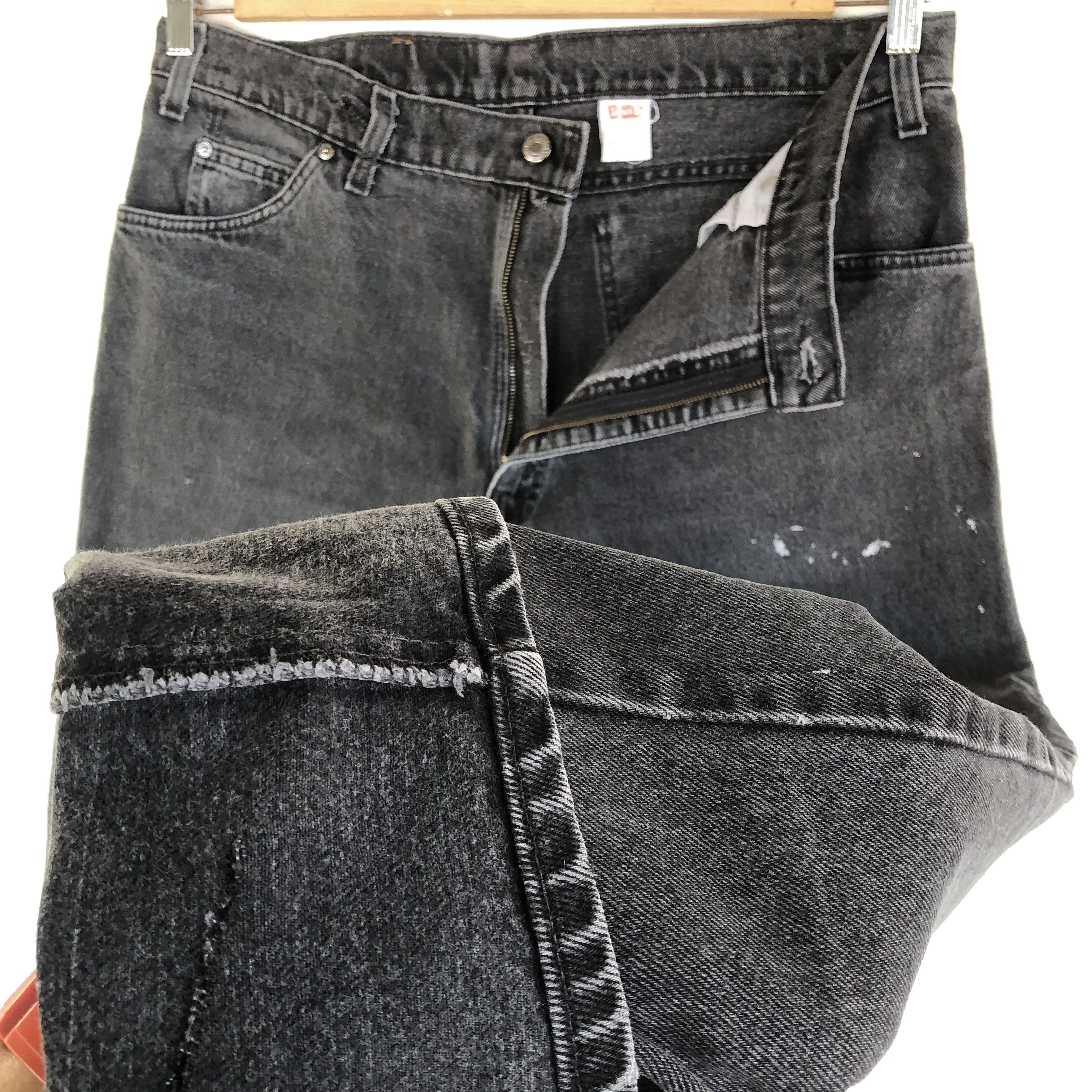 Levi's Vintage Levis 550 Jeans Faded Black Grunge Orange Tab Denim Size US 34 / EU 50 - 8 Thumbnail