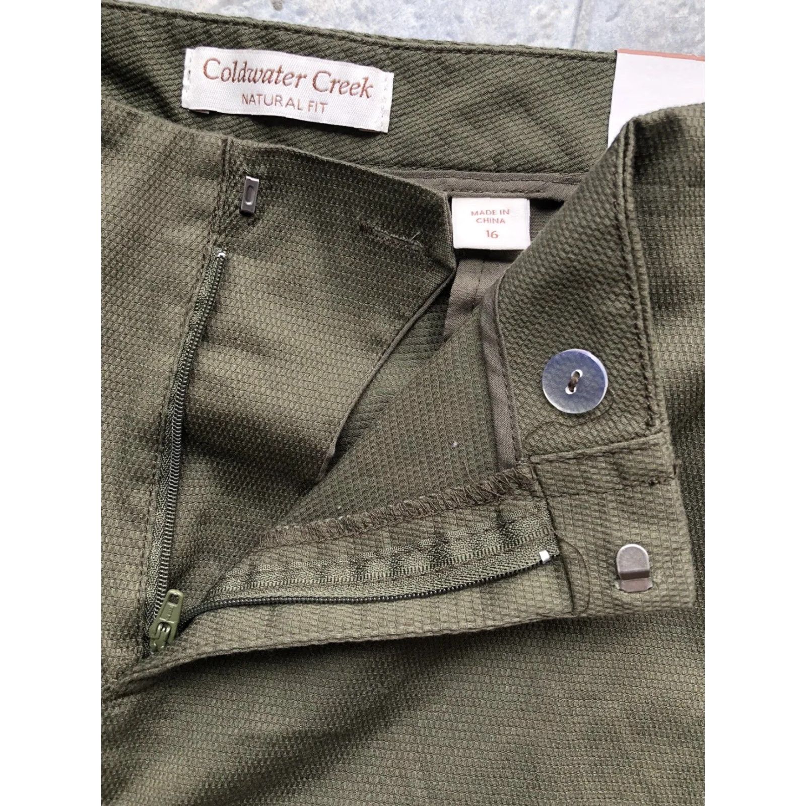 Coldwater Creek Coldwater Creek Pants Women's 16 Green Cropped Pique Natural Fit NWT Casual Business Formal Travel Size 38" / US 16 / IT 52 - 5 Thumbnail