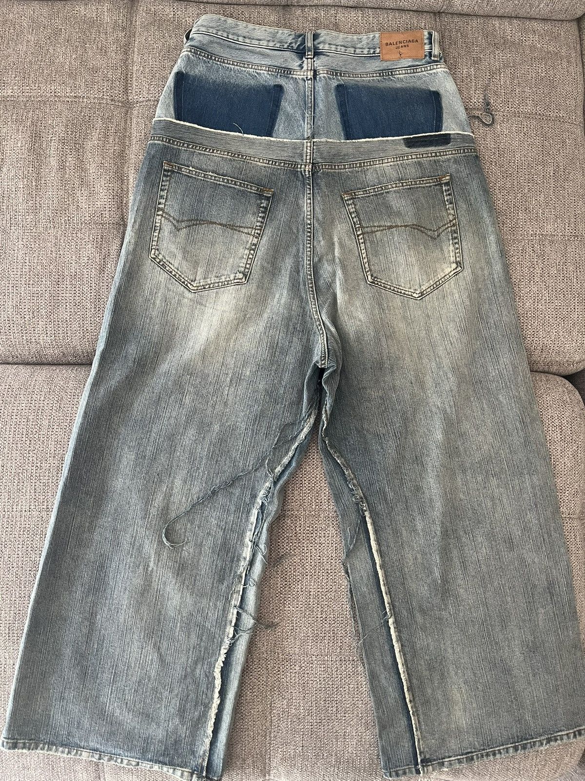 Balenciaga BALENCIAGA CUT UP DENIM BLUE Size US 33 - 2 Thumbnail