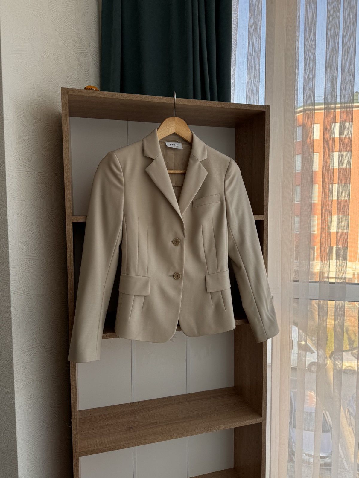 Akris × Vintage Vintage Akris Punto Royal Beige Wool 3-Pockets Luxury Blazer Size S / US 4 / IT 40 - 1 Thumbnail
