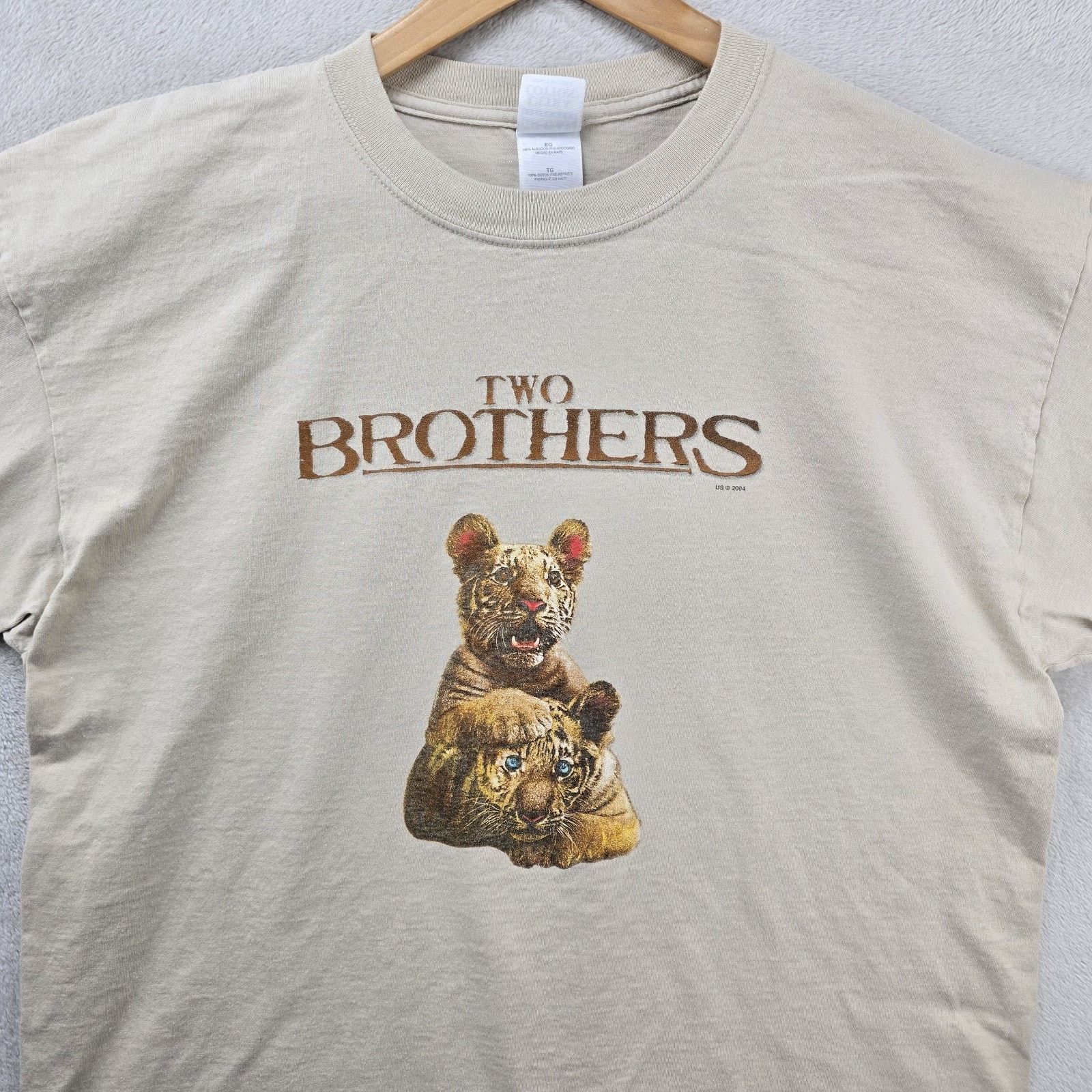 Gildan Vintage Two Brothers Movie Promo Shirt XL 2004 Tigers Y2K Size US XL / EU 56 / 4 - 2 Thumbnail