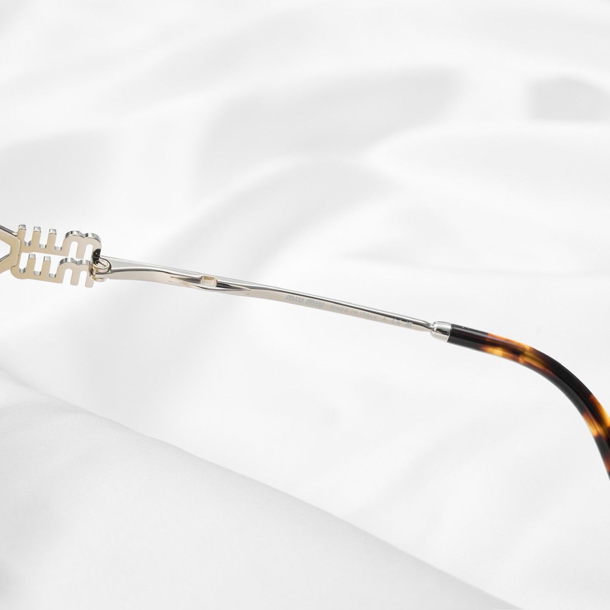 Miu Miu MIU MIU 0MU 52YS ZVN10R SUNGLASSES Size ONE SIZE - 4 Thumbnail