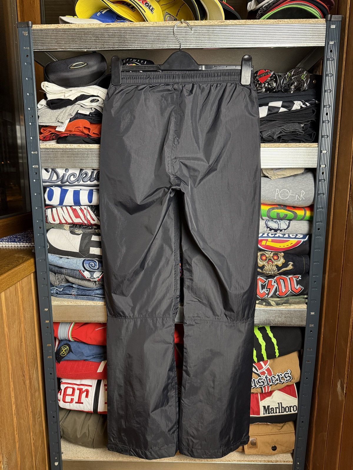 The North Face × Vintage The North Face Nylon Dryvent Pants Joggers Outdoor Size 26" / US 2 / IT 38 - 2 Thumbnail