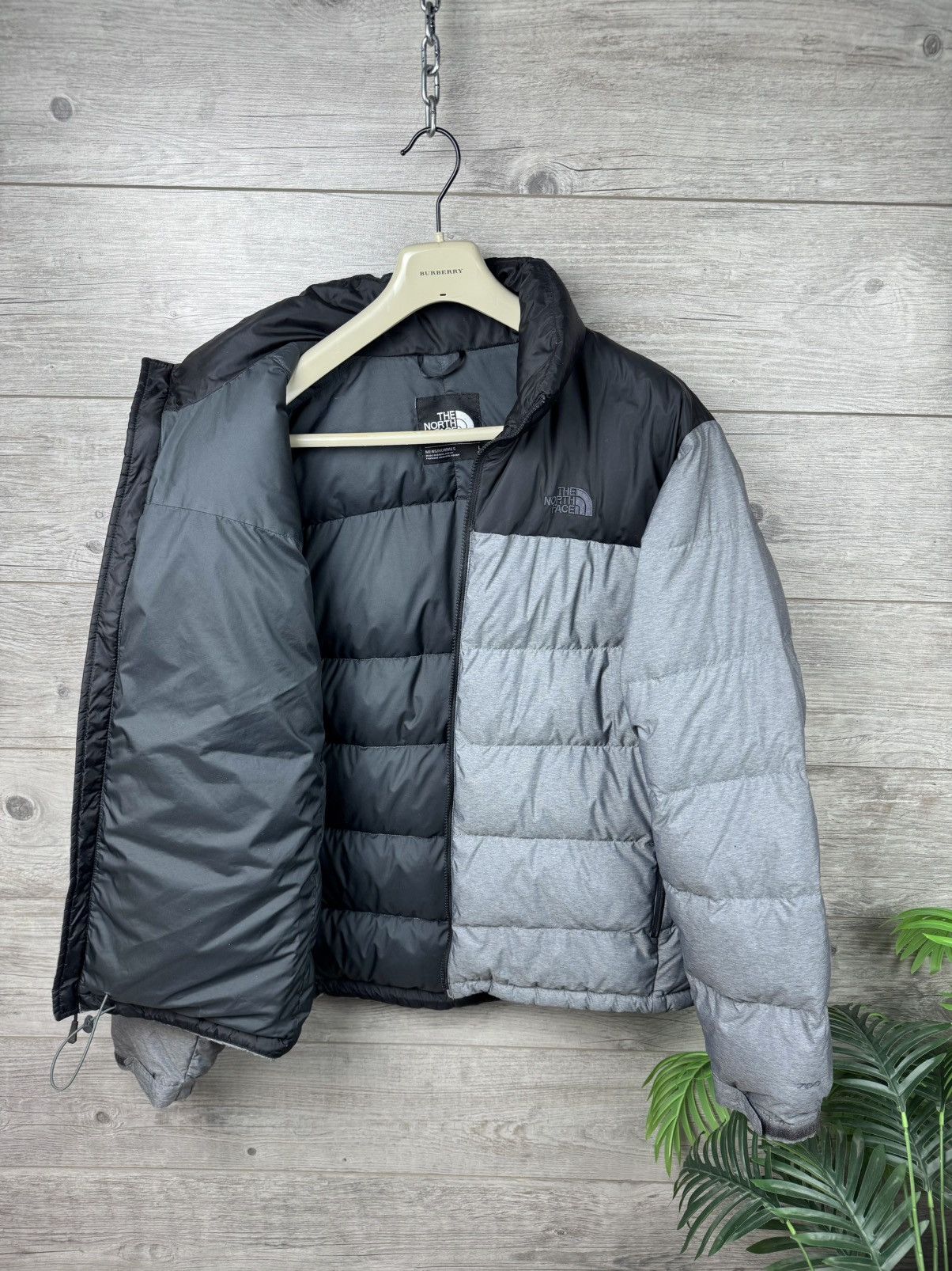 The North Face THE NORTH FACE 700 DOWN JACKET PUFFER Y2K GORPCORE SIZE L Size US L / EU 52-54 / 3 - 6 Thumbnail