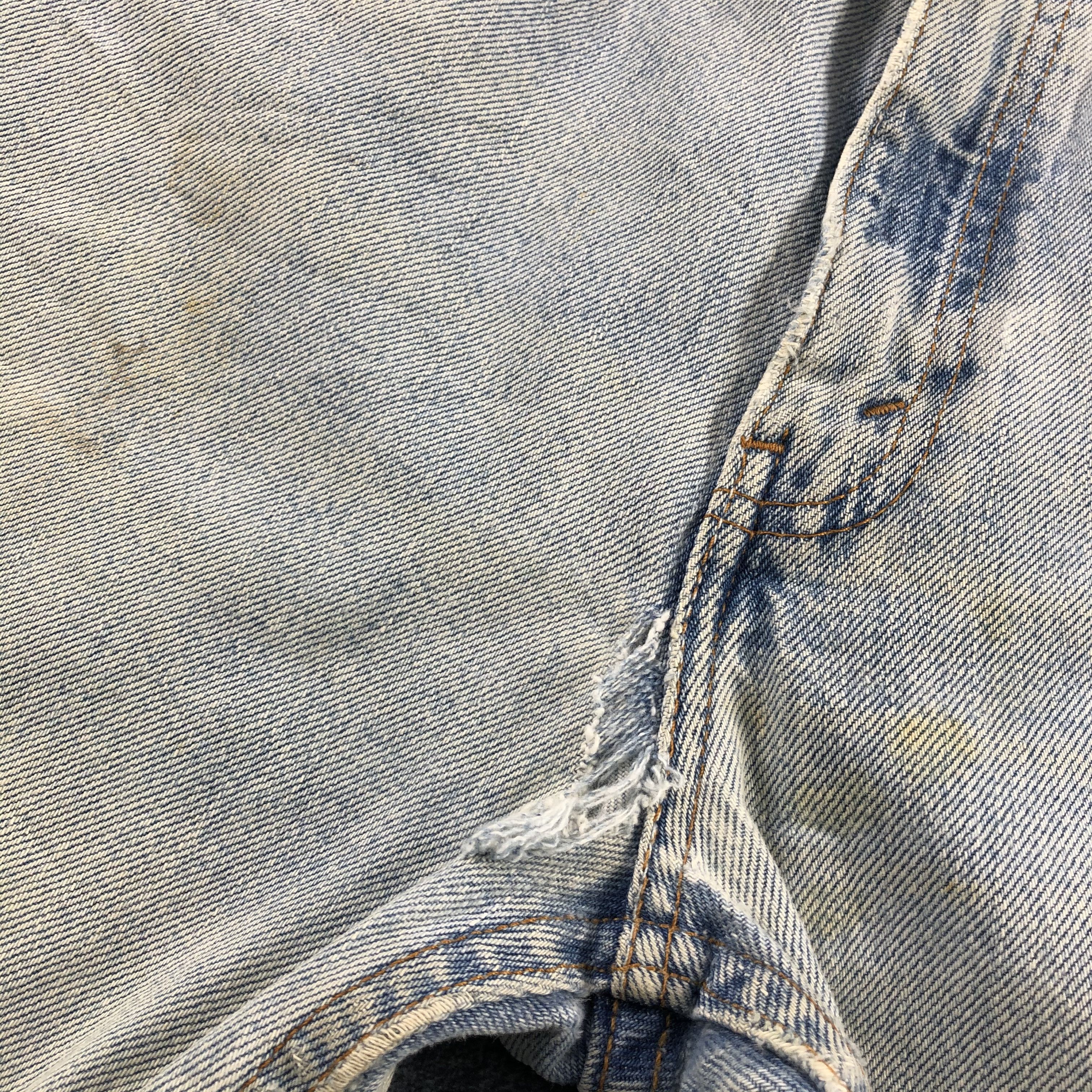 Levi's × Vintage Vintage 90s Light Wash Levis 505 Jeans-JM2840 Size US 33 - 11 Thumbnail
