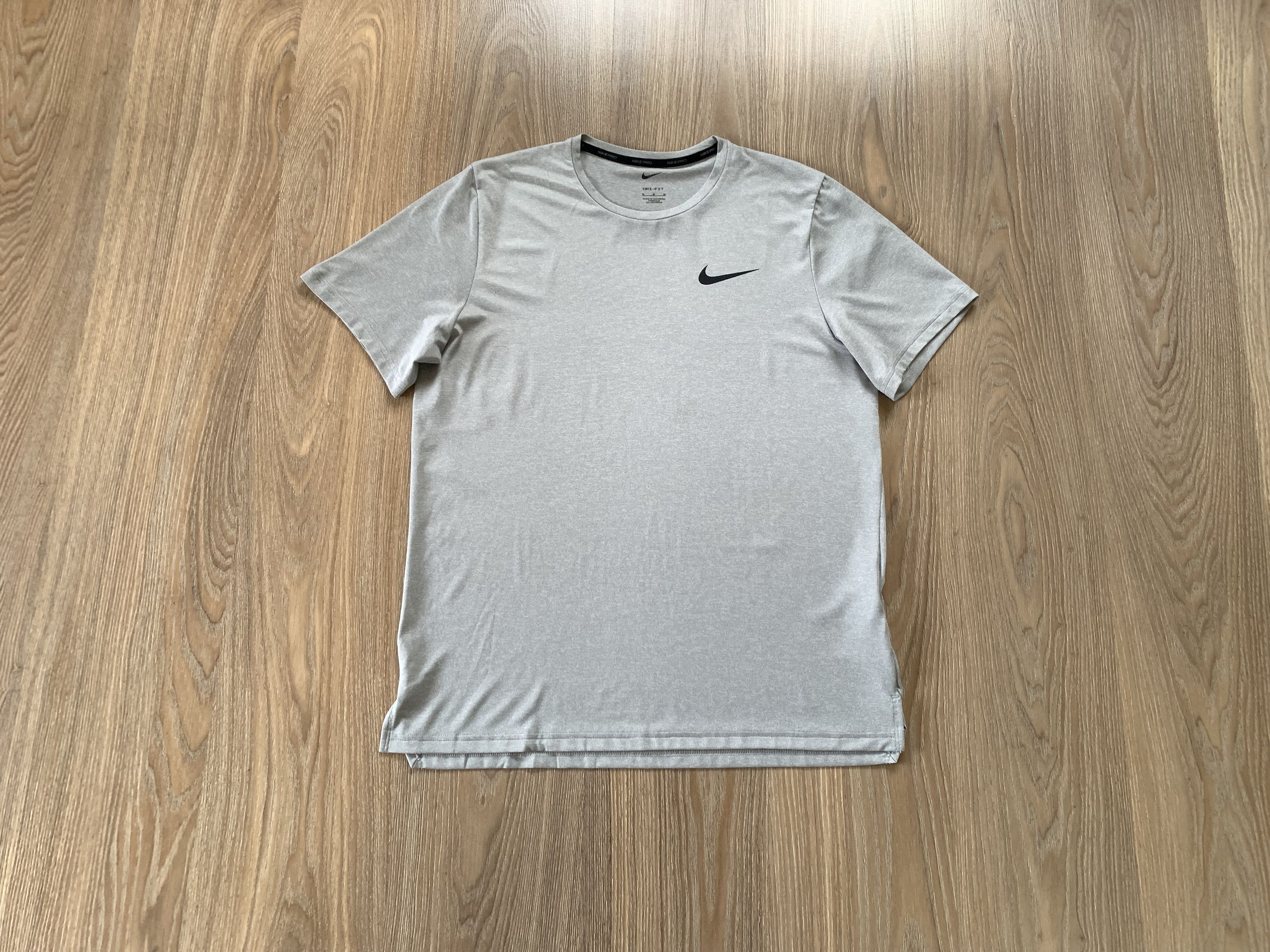 Nike Nike Pro Grey Training T Shirt Size US M / EU 48-50 / 2 - 1 Thumbnail