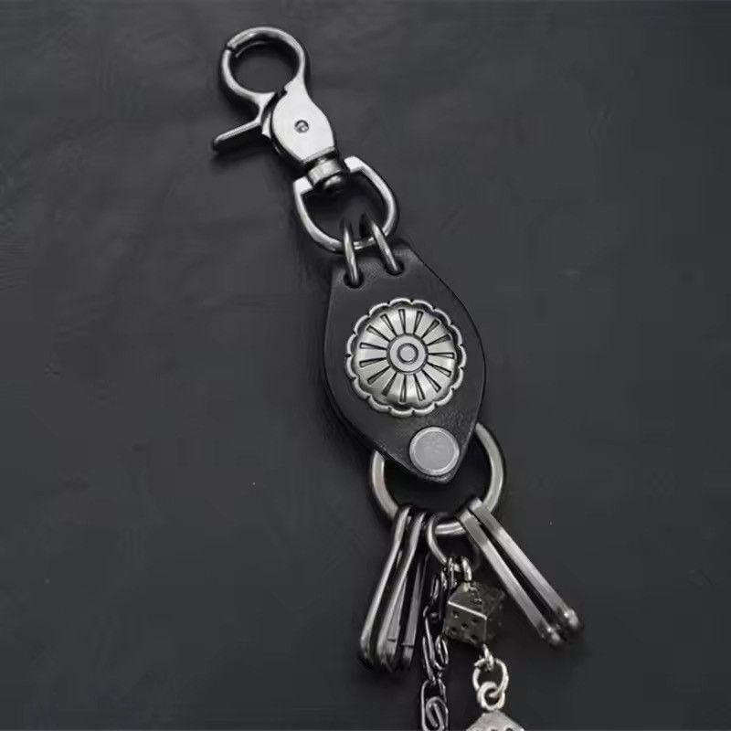 Vintage KeyChain Jean Biker Wallet Belts Chain Skull Charm Leather Size ONE SIZE - 2 Thumbnail
