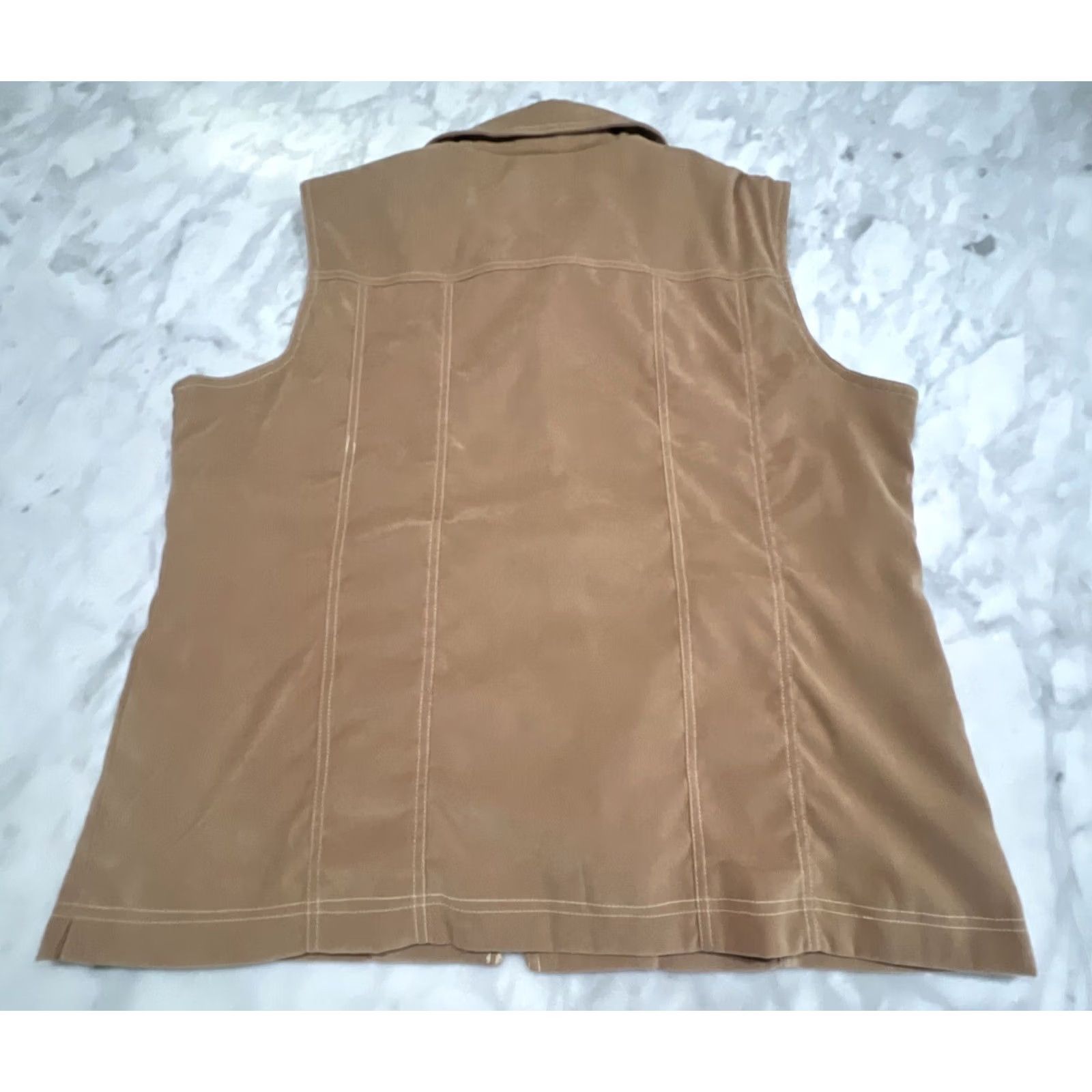 Vintage Charles Voegele Kingfield Travel Vest Men’s 48 Brown Full Zip Pockets Polyester Mink? Size US M / EU 48-50 / 2 - 5 Thumbnail