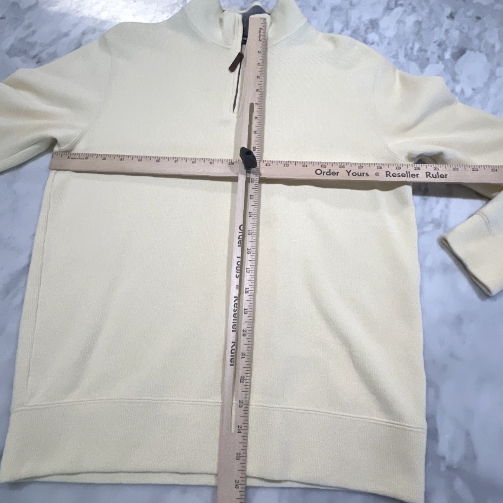 Lands' End Lands' End Quarter Zip Sweater Men’s Medium 38-40 Pale Yellow Preppy Pullover 1/4 Zip | Regular Fit, Cotton Polyester, Fleece Size US M / EU 48-50 / 2 - 6 Thumbnail