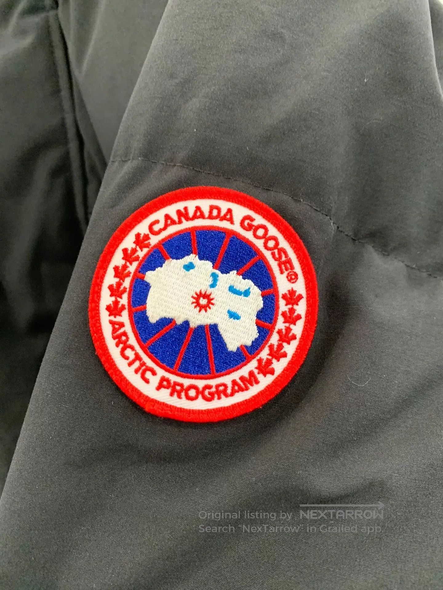 Canada Goose Canada Goose Men's Mid. Size US XL / EU 56 / 4 - 4 Thumbnail