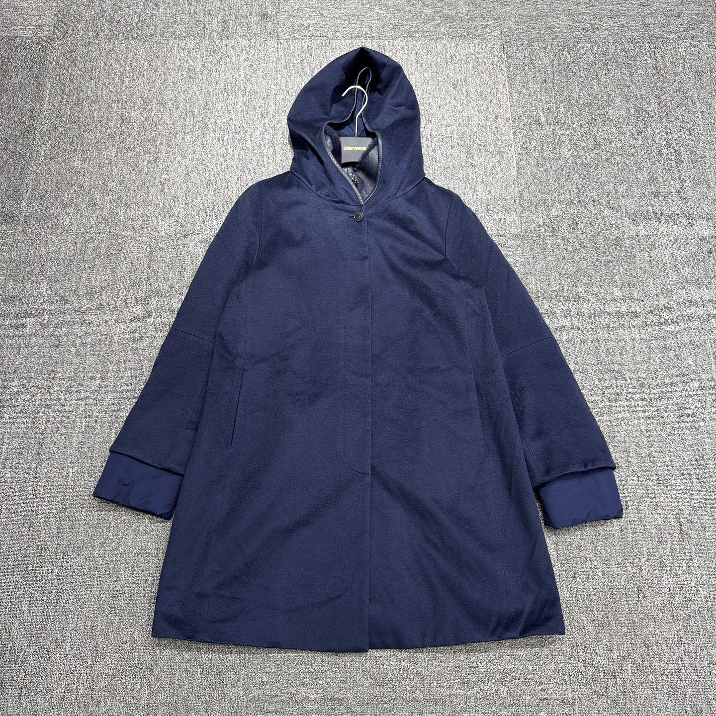 Loro Piana Loro Piana Storm System Cashmere Shearling Hooded Coat 48 Size XL / US 12-14 / IT 48-50 - 1 Thumbnail