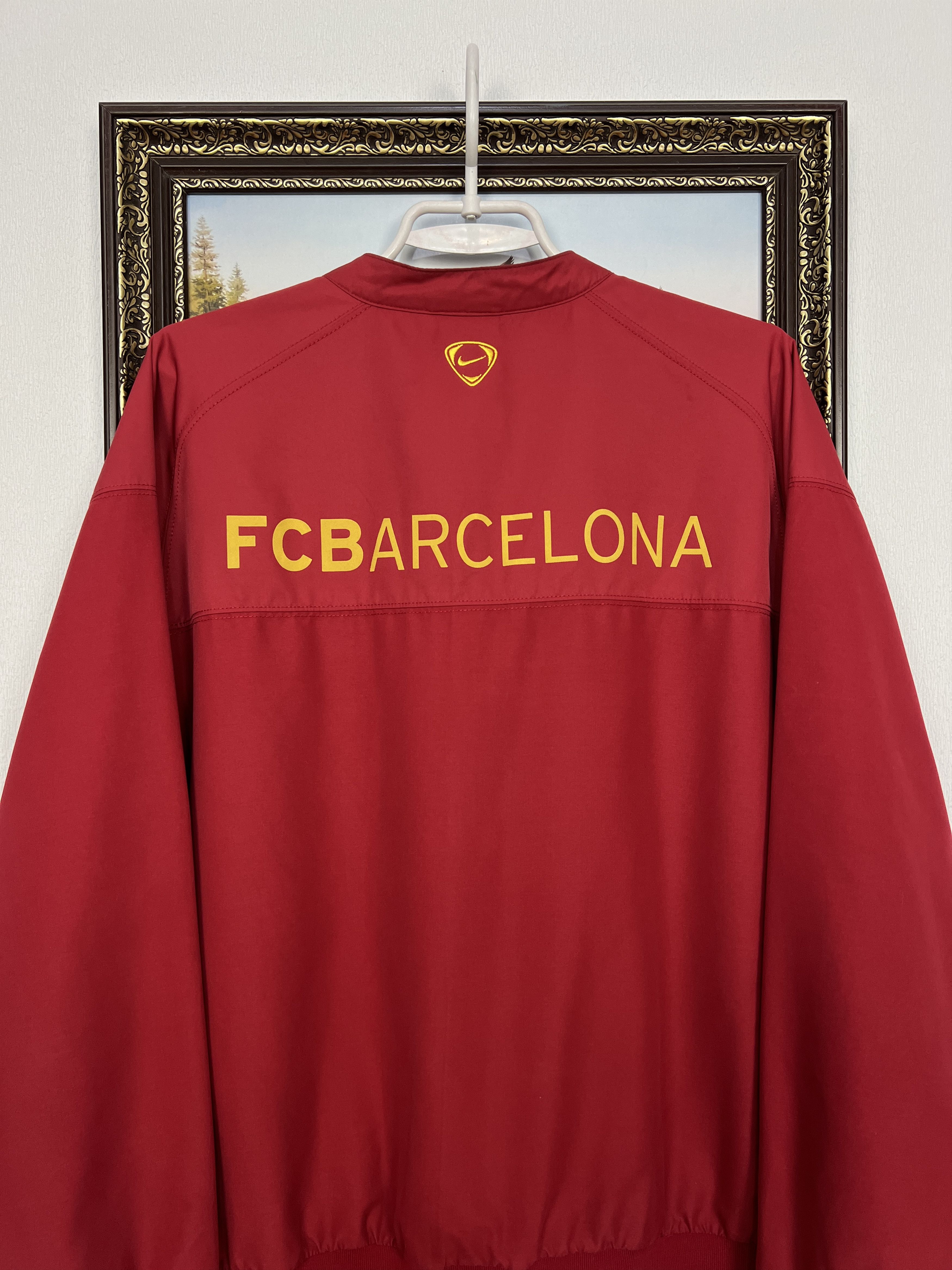 Nike Vintage Nike FC Barcelona Football Jacket Soccer Bomber Size US M / EU 48-50 / 2 - 14 Thumbnail