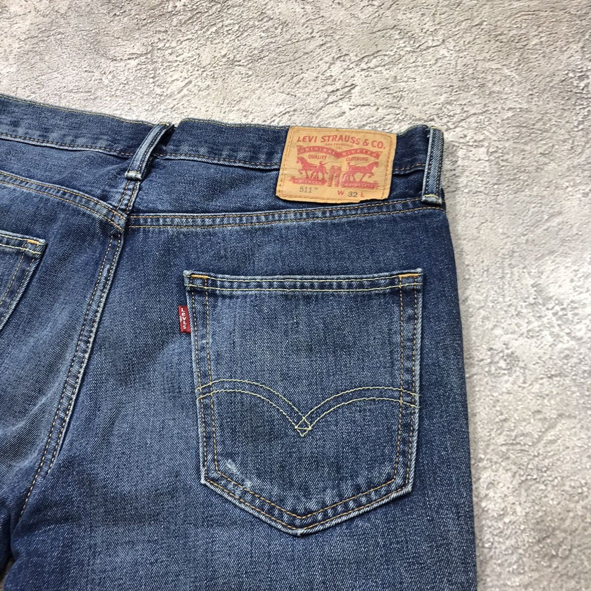Vintage Vintage Levis Sun Faded Denim Shorts Y2K Streetwear Logo 32 Size US 32 / EU 48 - 4 Thumbnail