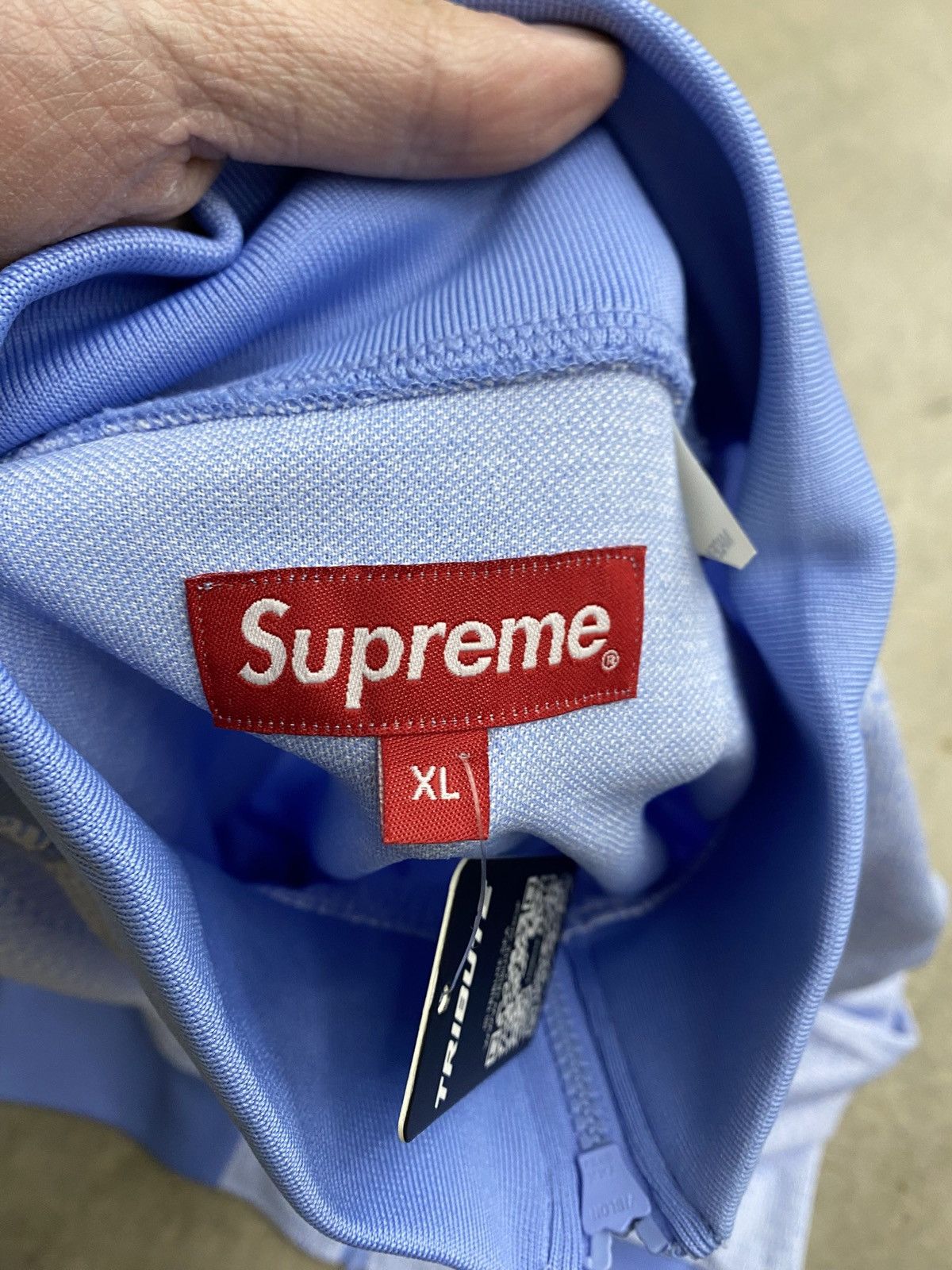 Supreme Supreme Repeat Logo Baby Blue Track Jacket SZ XL (NEW) Size US XL / EU 56 / 4 - 3 Thumbnail
