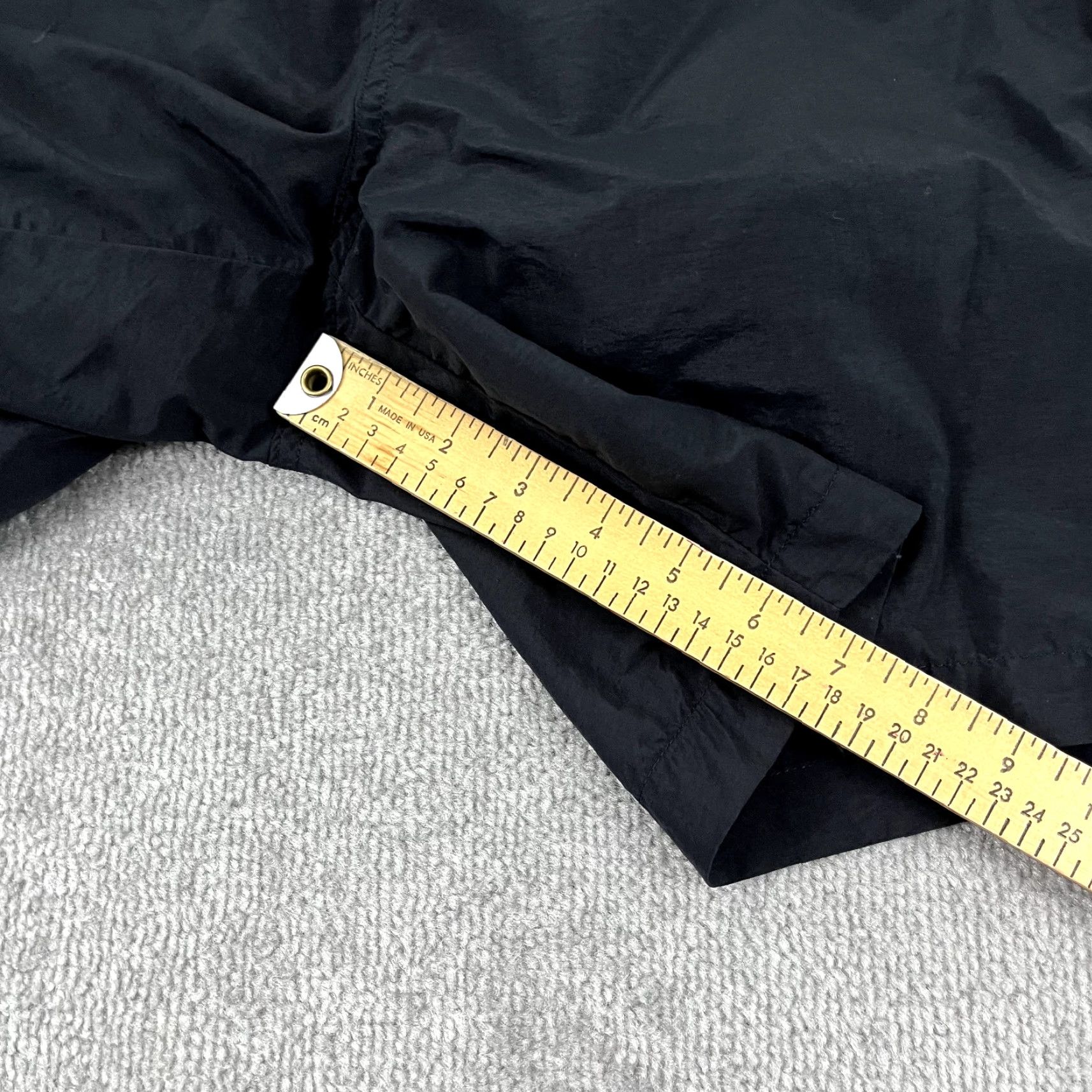 Nike VINTAGE Nike Men's Athletic Shorts 7 Inch Inseam Black Sportswear Retro Cycling Activewear Size US 33 - 6 Thumbnail