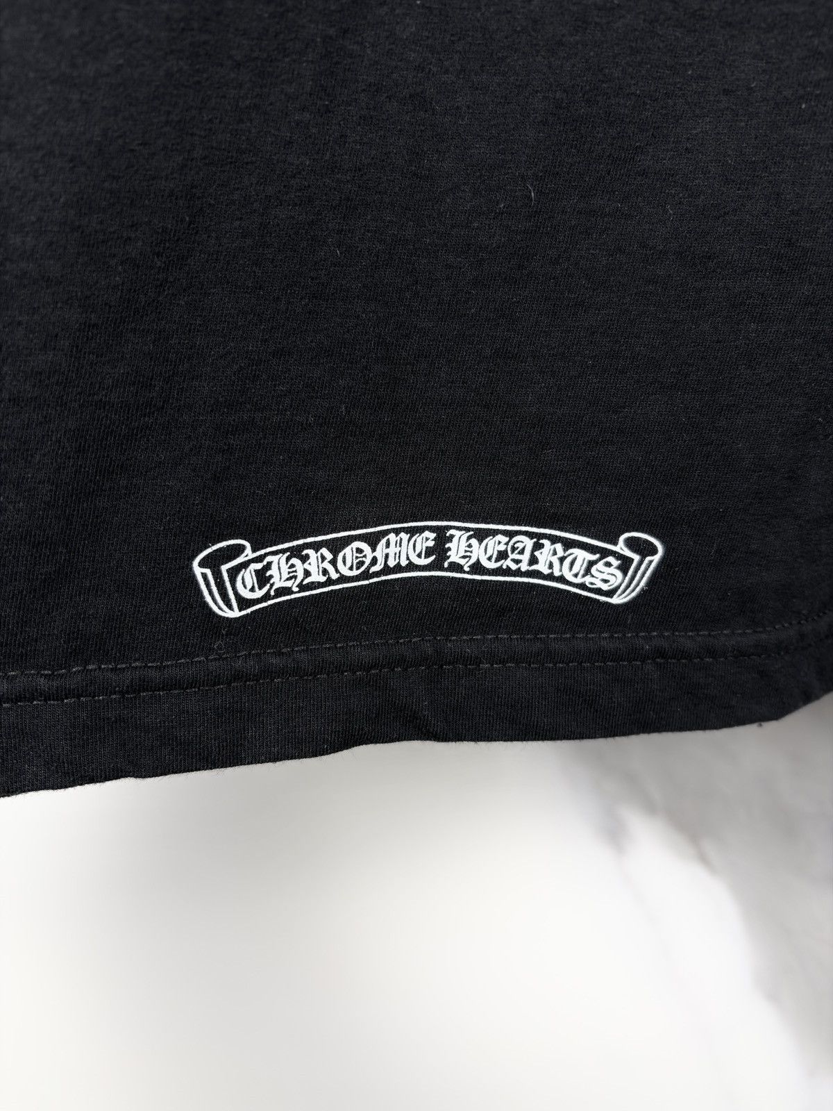 Chrome Hearts Chrome Hearts Vintage RS3 Triple Cross Logo Pocket Tshirt Size US XL / EU 56 / 4 - 6 Thumbnail